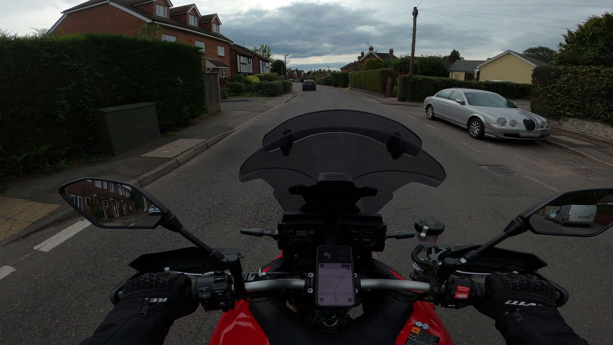 Street view near Holiday Sun Direct, Edenbridge — © wasd42 (CC BY-SA · Mapillary)