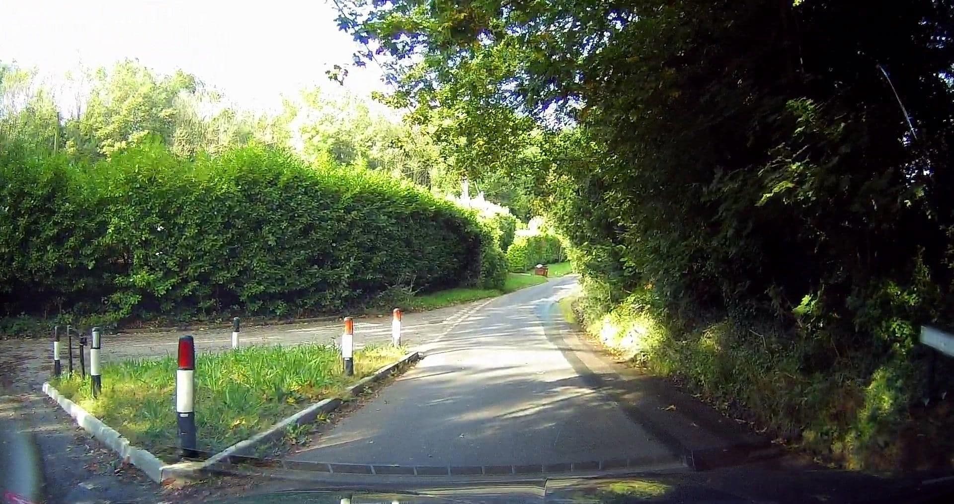 Street view near Handpicked Hotels, West Kingsdown — © tallguy (CC BY-SA · Mapillary)