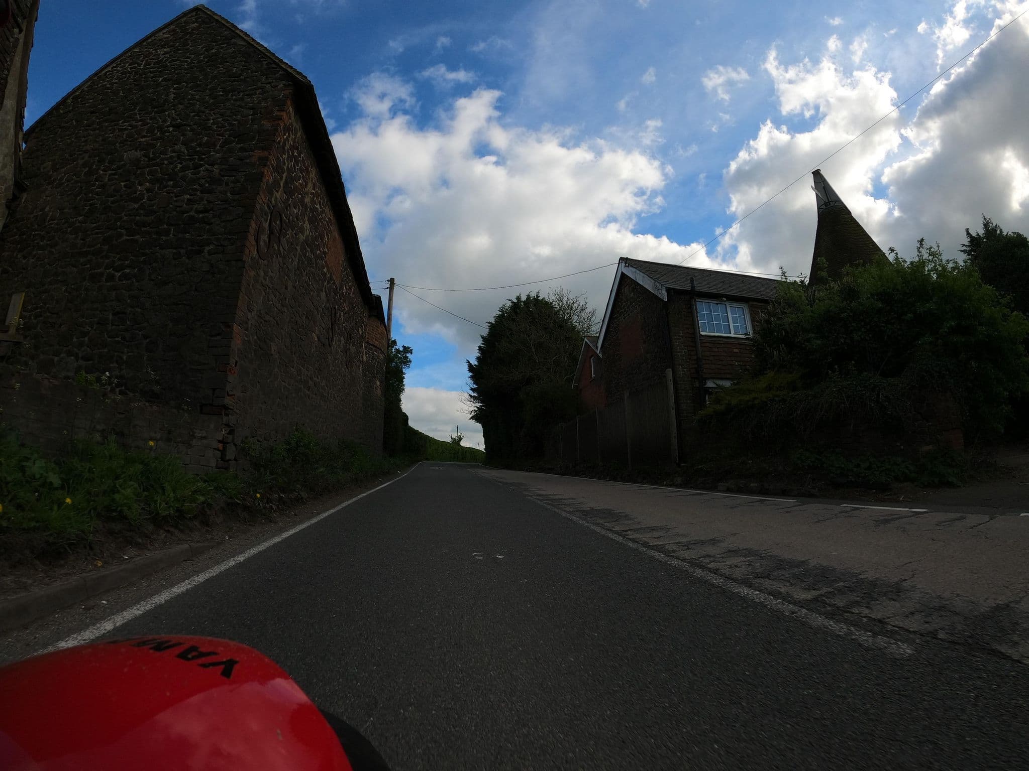 Street view near Barn Cottage, Borough Green — © wasd42 (CC BY-SA · Mapillary)