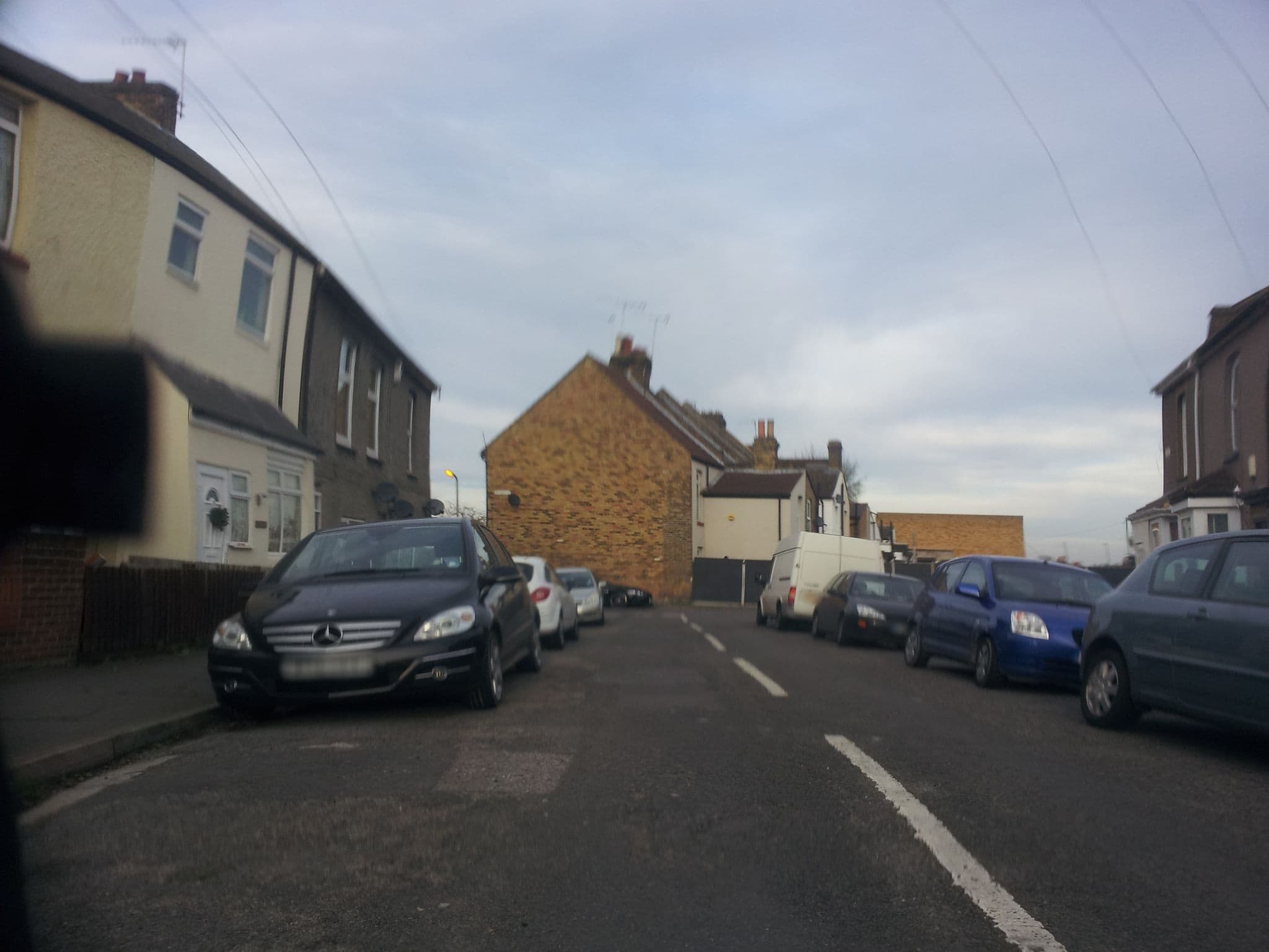 Street view near Mary Ann Doyle House, Gravesend — © paulbiv (CC BY-SA · Mapillary)