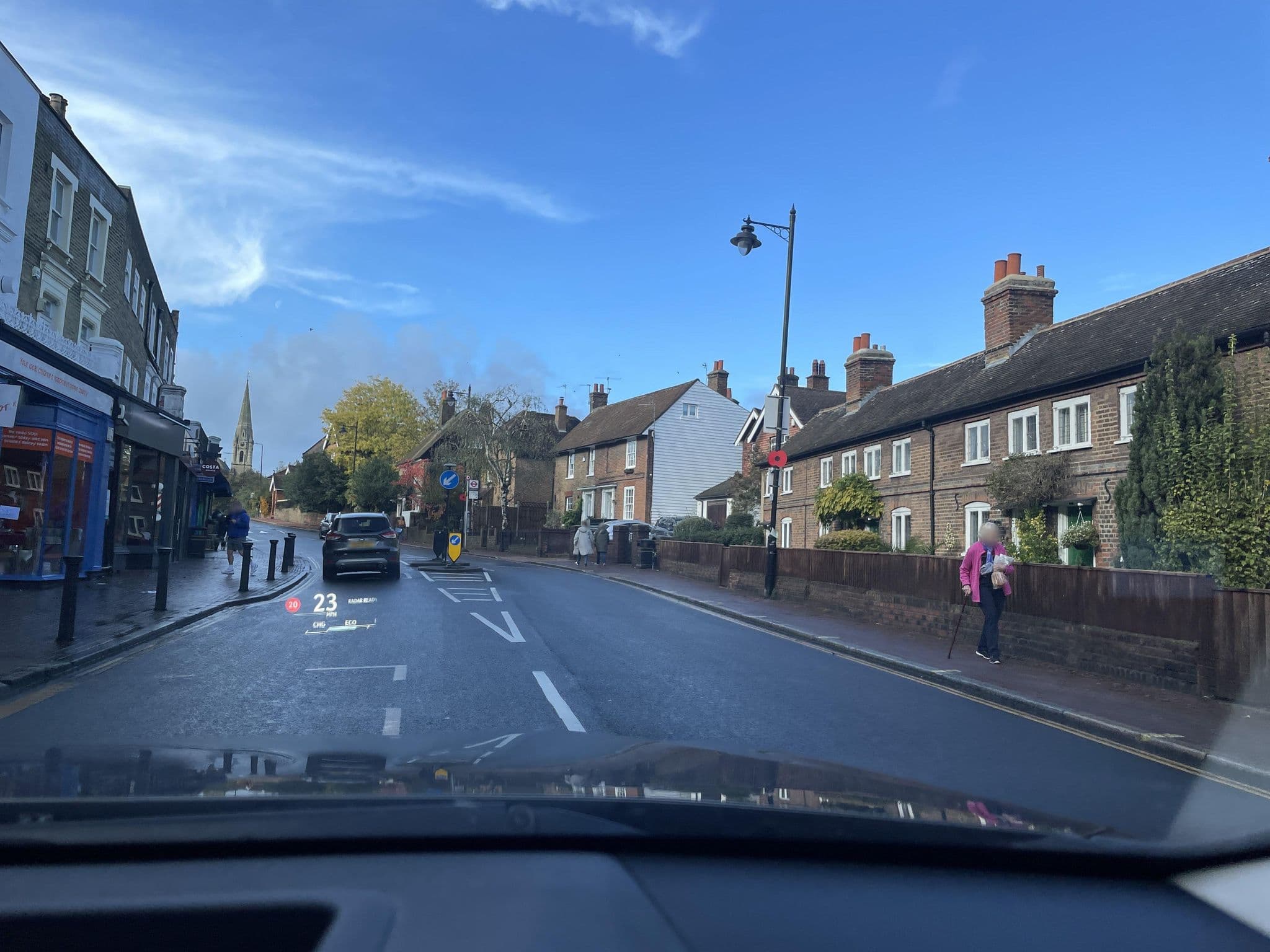 Street view near Regatta, Bexley — © ih38jaq30 (CC BY-SA · Mapillary)