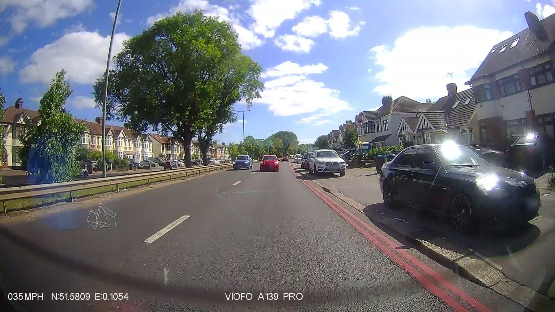 Street view near Florida Orlando Villa Rentals, Newbury Park — © IpswichEdits (CC BY-SA · Mapillary)