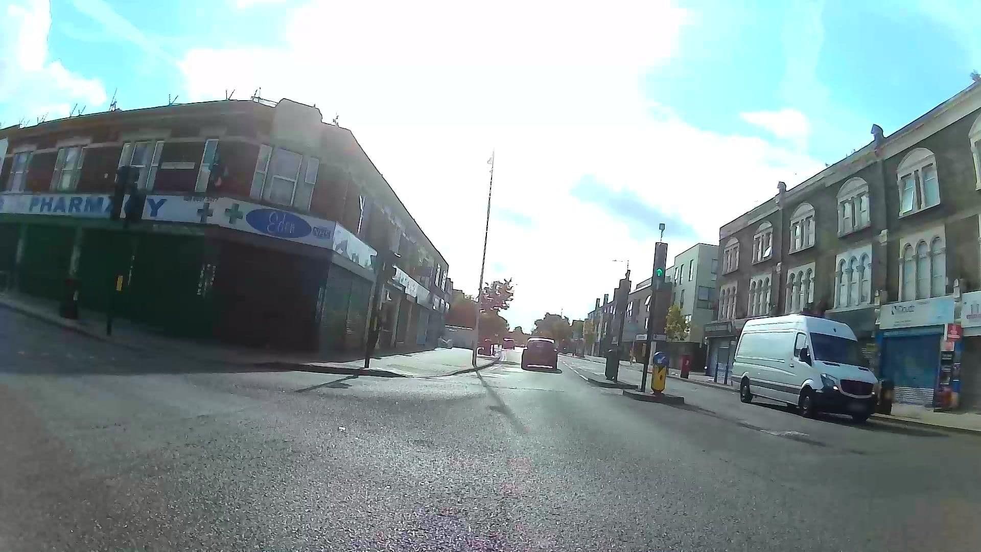 Street view near Redbridge Hotel, Goodmayes — © rskedgell (CC BY-SA · Mapillary)