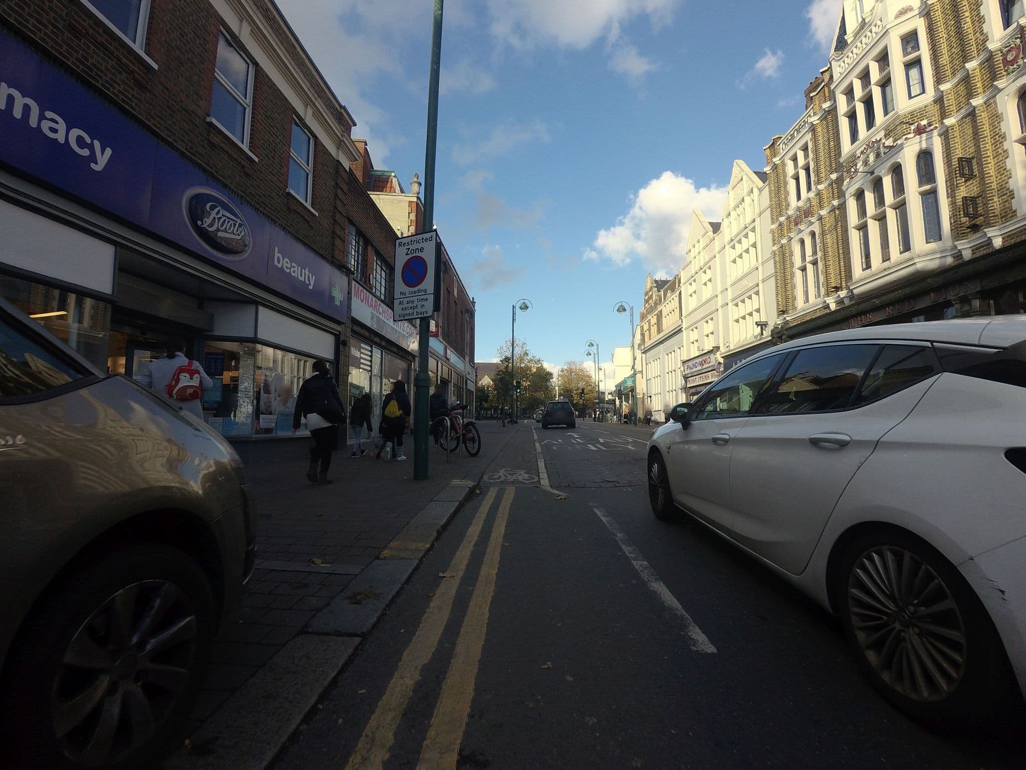 Street view near Lhcc, Leytonstone — © rskedgell (CC BY-SA · Mapillary)