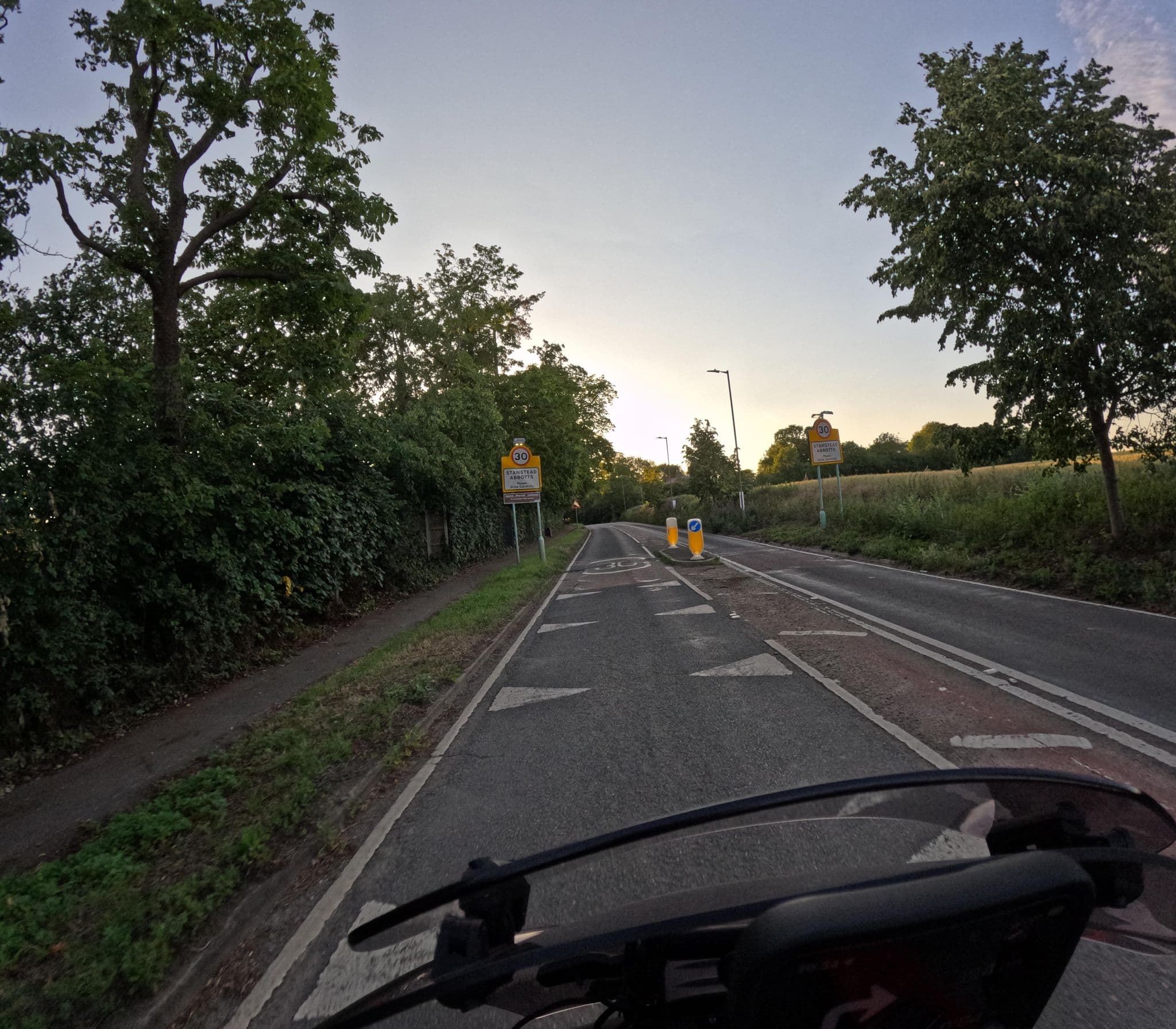Street view near Briggens Hotel Stanstead Abbotts, Roydon — © wasd42 (CC BY-SA · Mapillary)