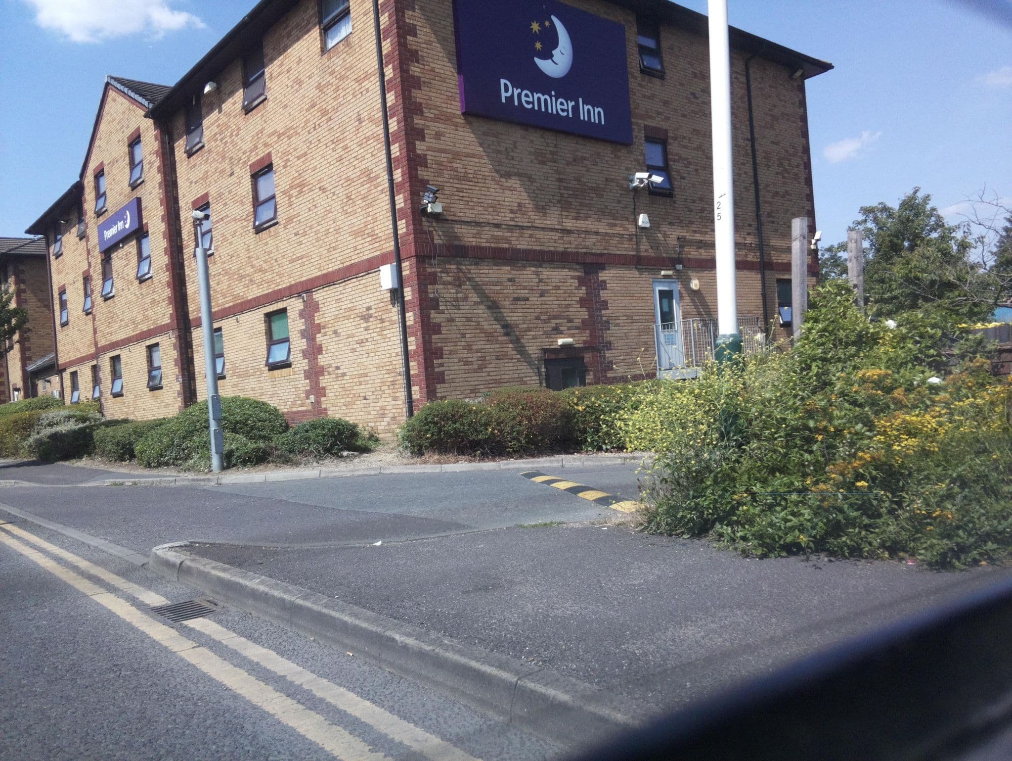 Street view near Premier Inn London Romford Town Centre, Romford — © southglos (CC BY-SA · Mapillary)