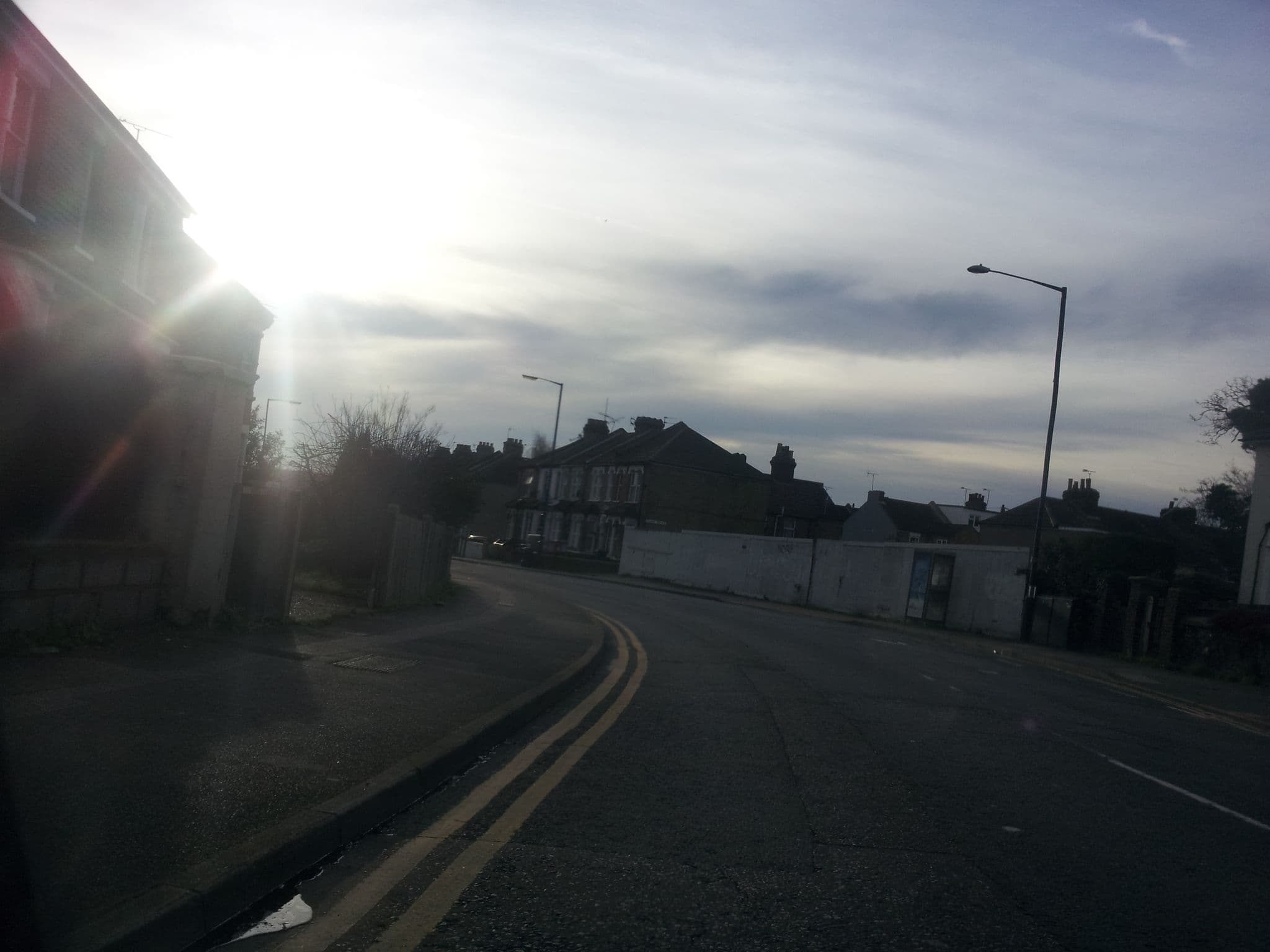 Street view near The Smith, Gravesend — © paulbiv (CC BY-SA · Mapillary)