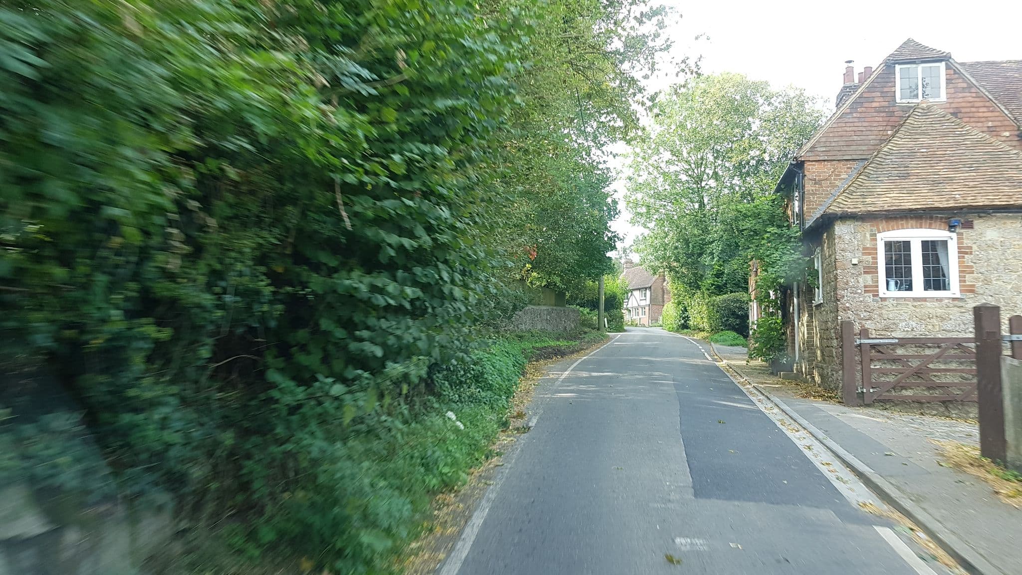 Street view near Guard's House, Harrietsham — © richardc (CC BY-SA · Mapillary)