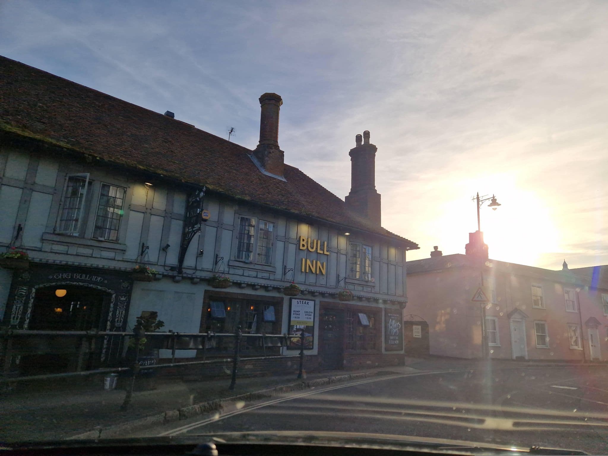 Street view near Bull Hotel by Greene King Inns, Halstead — © edloach (CC BY-SA · Mapillary)