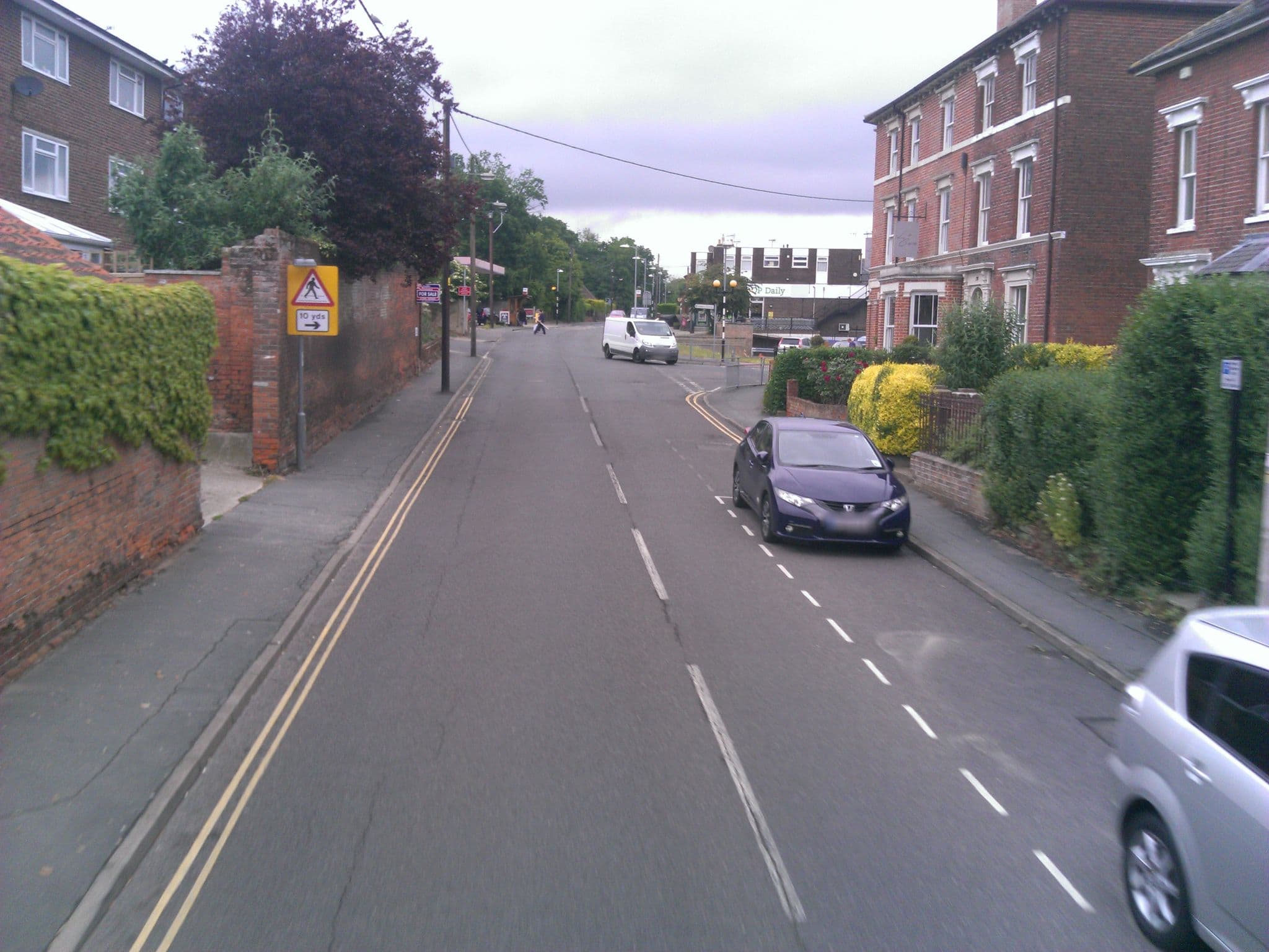 Street view near Park Hotel, Wivenhoe — © petermead (CC BY-SA · Mapillary)