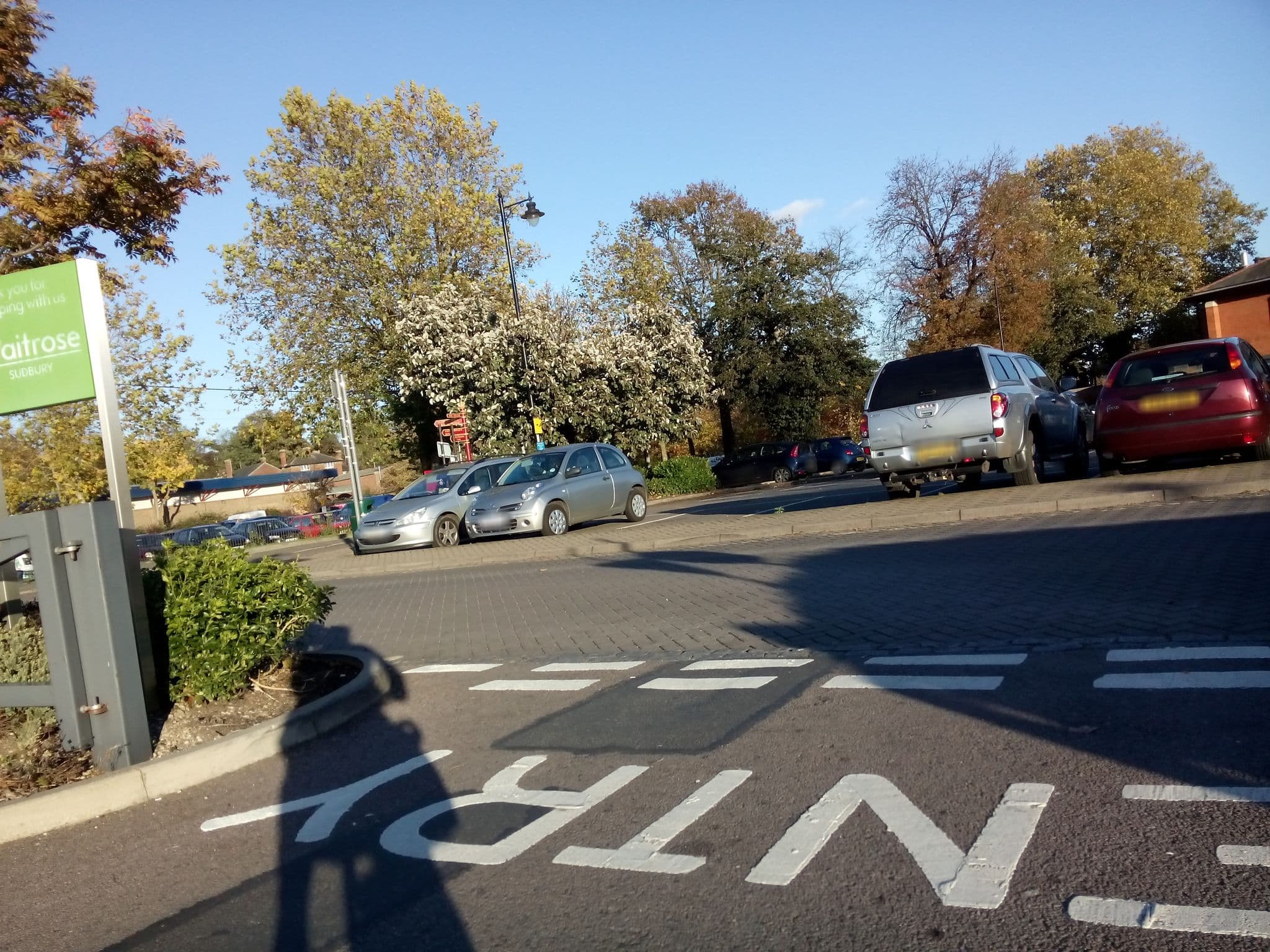 Street view near Eaton Cafe Bar, Sudbury — © smsm1 (CC BY-SA · Mapillary)