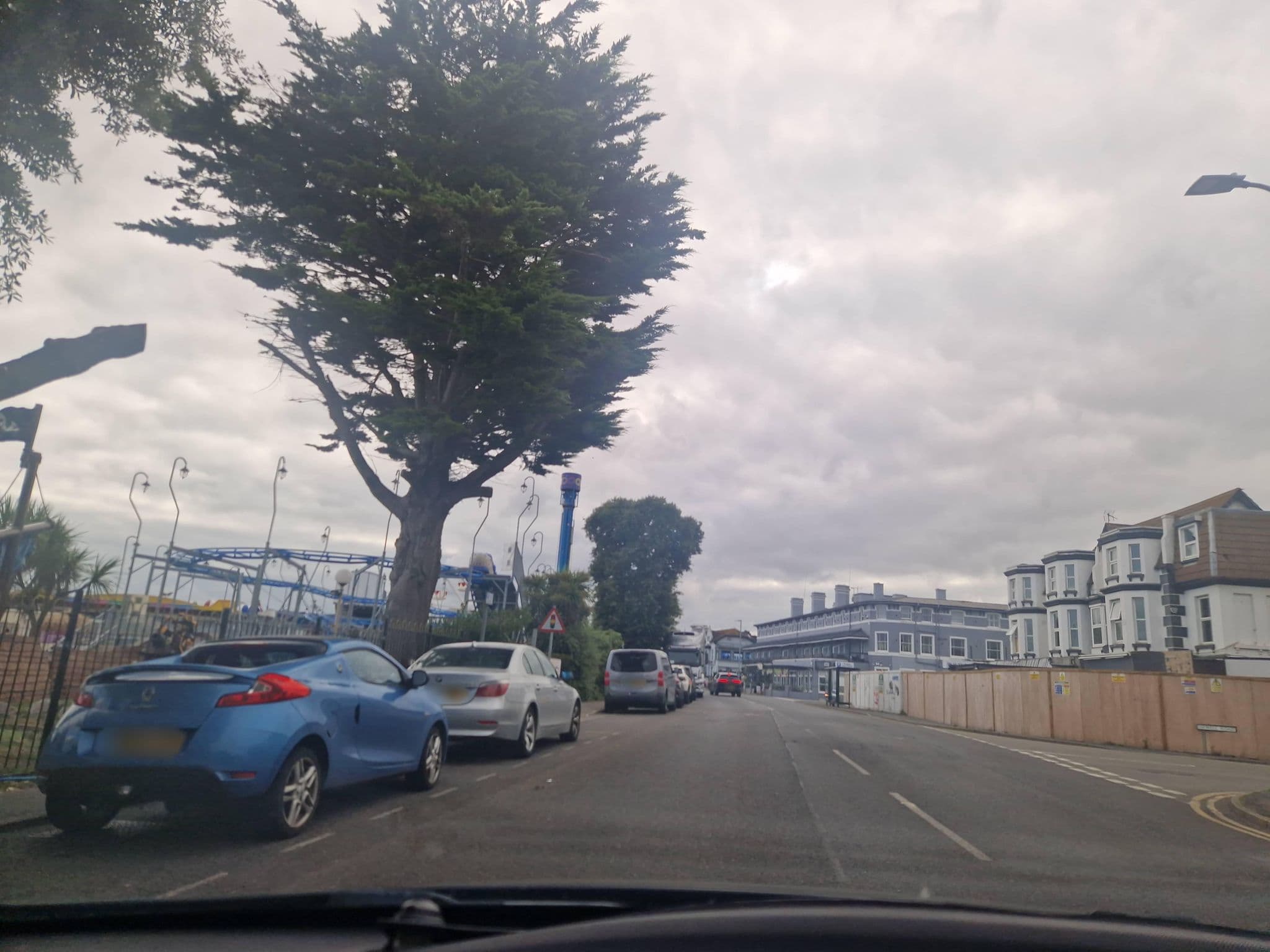 Street view near OYO Clacton Hotel, Clacton-on-Sea — © edloach (CC BY-SA · Mapillary)
