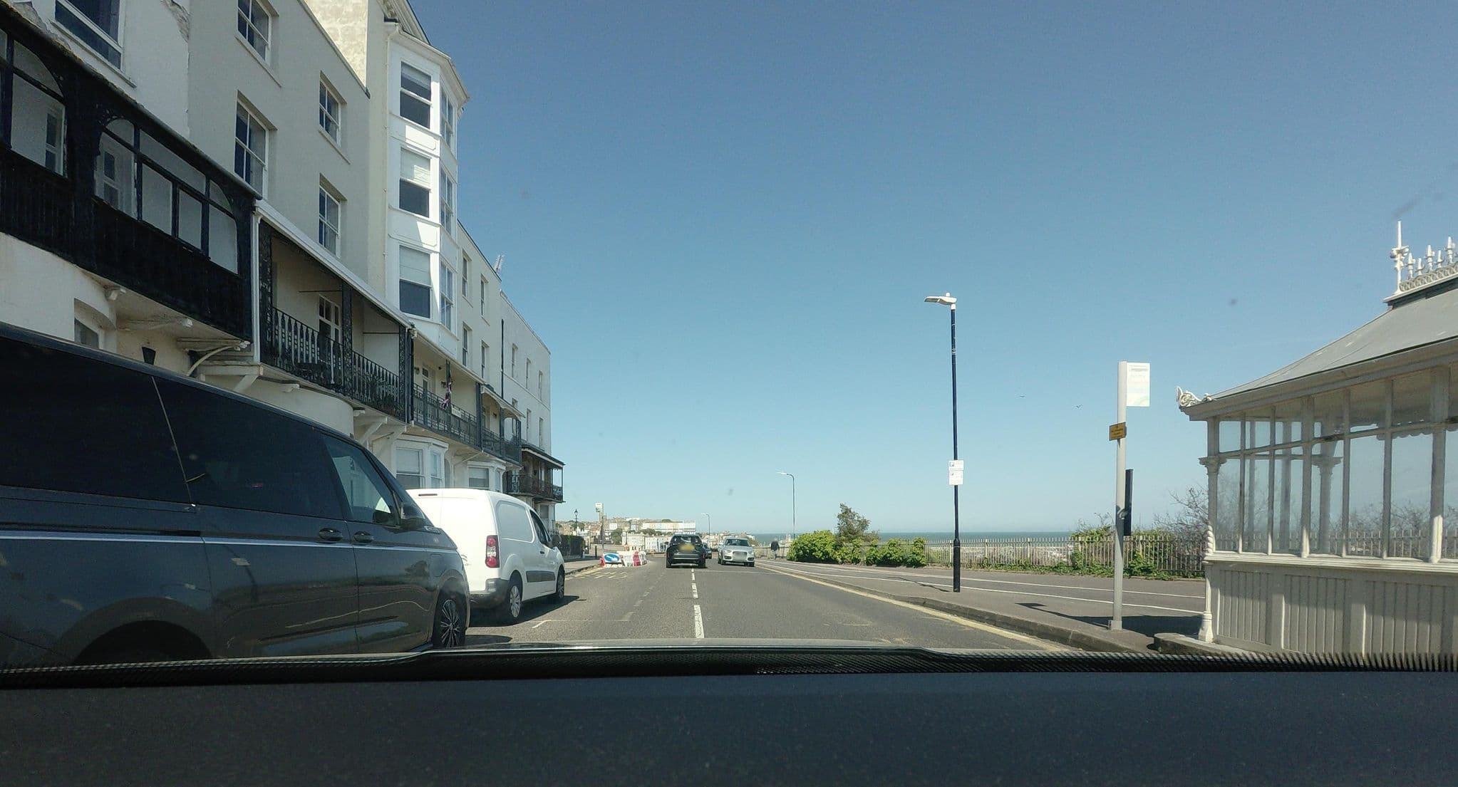 Street view near Cliff Tops Hotel, Ramsgate — © tallguy (CC BY-SA · Mapillary)