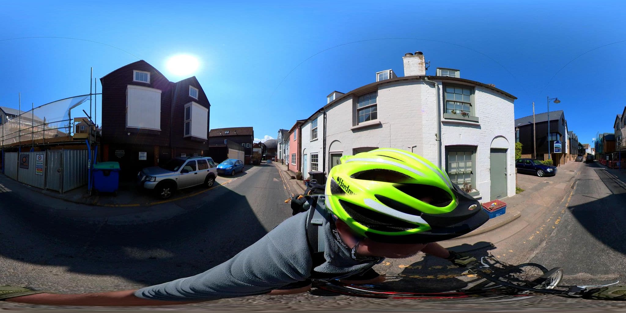 Street view near The Plaice, Whitstable — © jkingsleya (CC BY-SA · Mapillary)