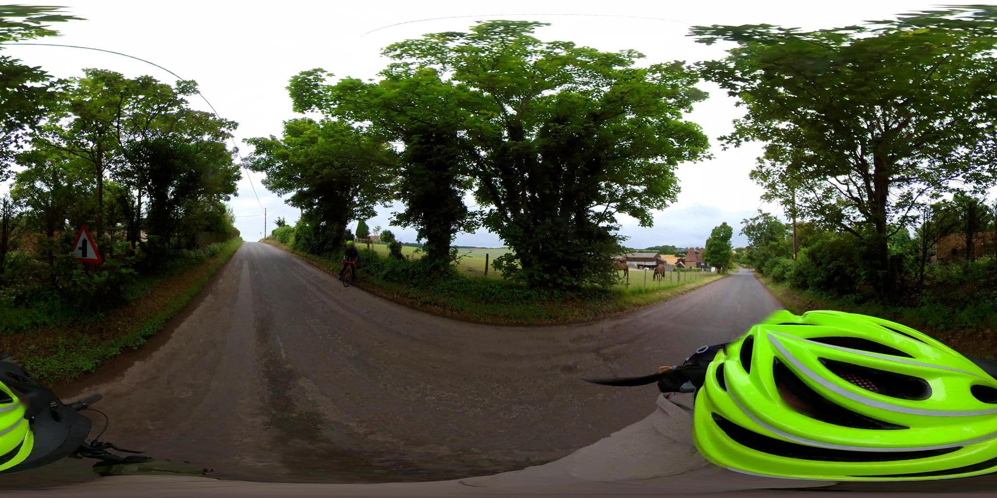 Street view near Crockshard Farmhouse Guesthouse, Wingham — © jkingsleya (CC BY-SA · Mapillary)