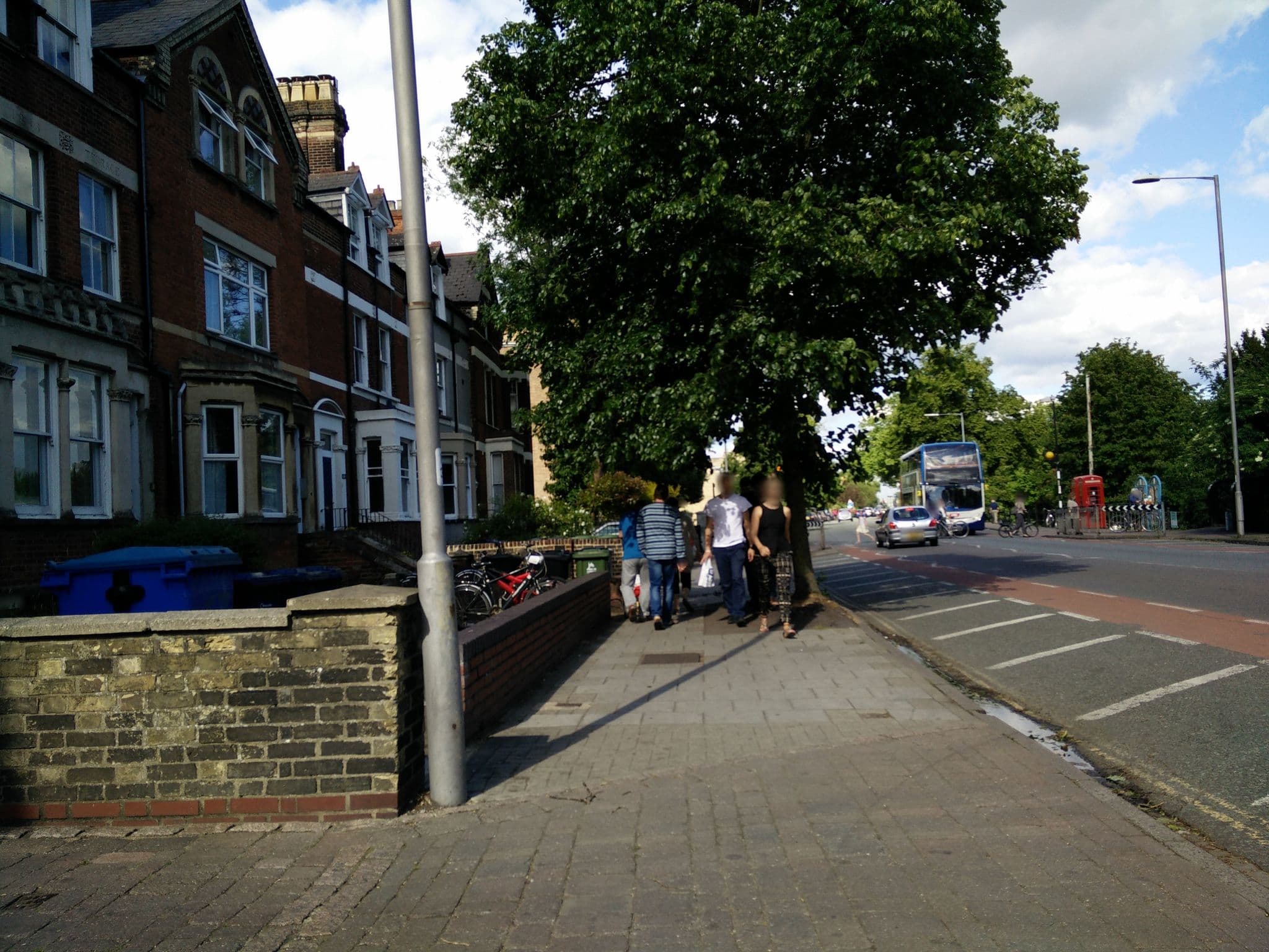 Street view near Aaron House, Cambridge — © volucris (CC BY-SA · Mapillary)
