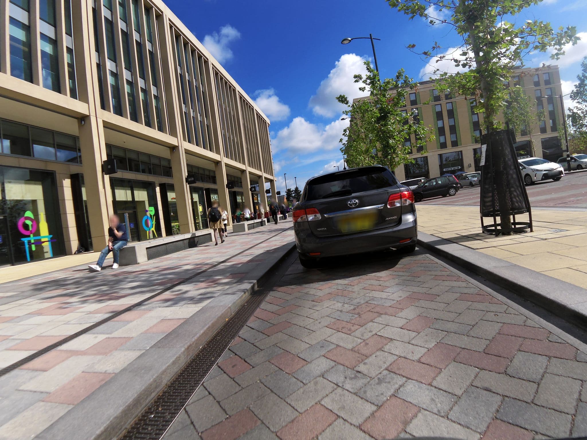 Street view near Cityroomz Hotel, Cambridge — © smsm1 (CC BY-SA · Mapillary)