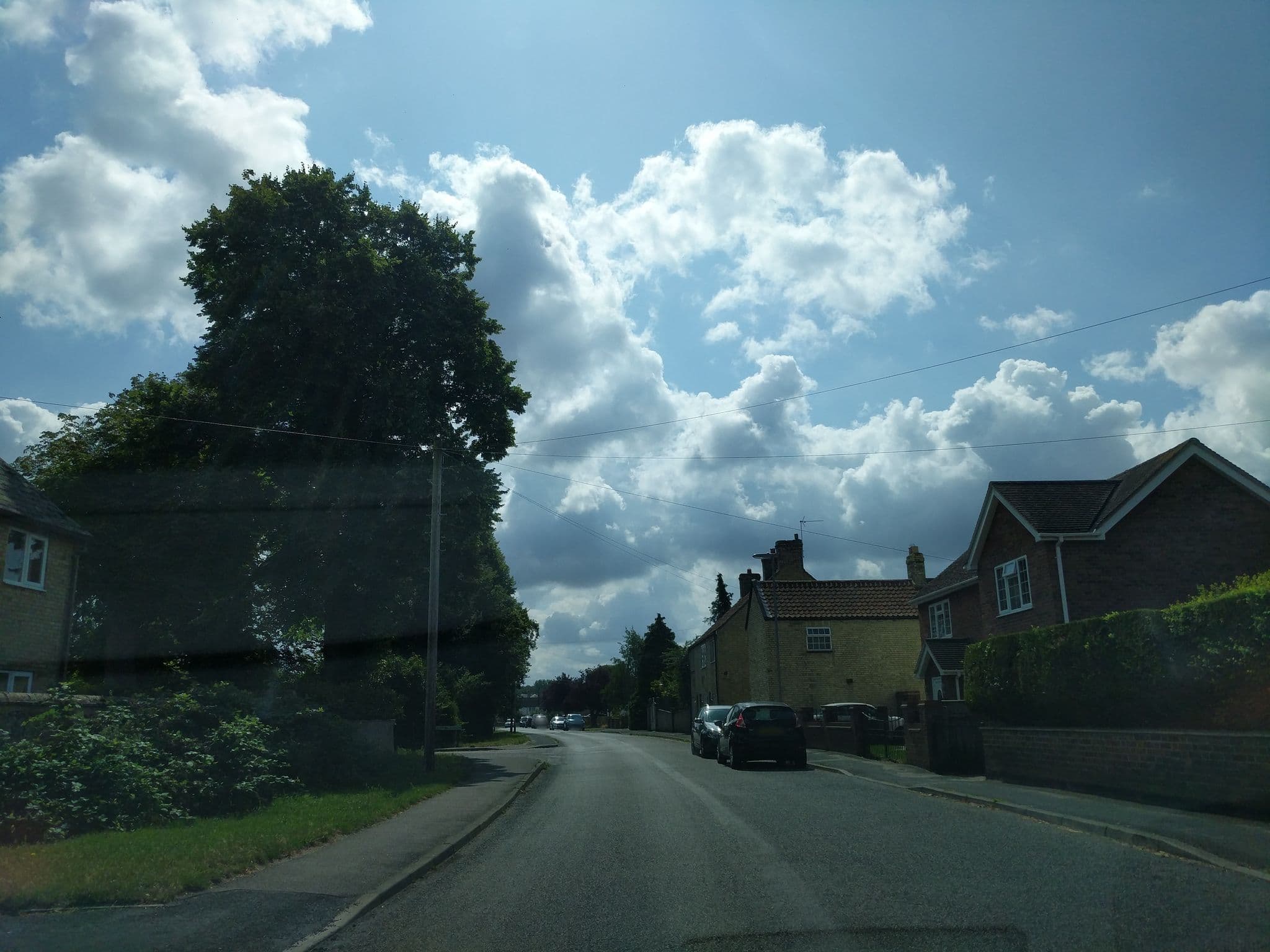 Street view near Queensberry, Fordham — © adam2 (CC BY-SA · Mapillary)