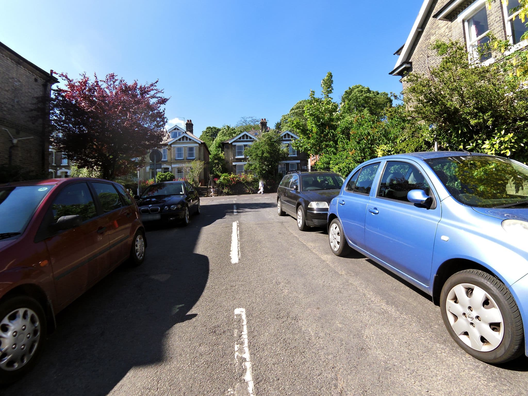 Street view near St Matthew Society, Thorpe Hamlet — © smsm1 (CC BY-SA · Mapillary)
