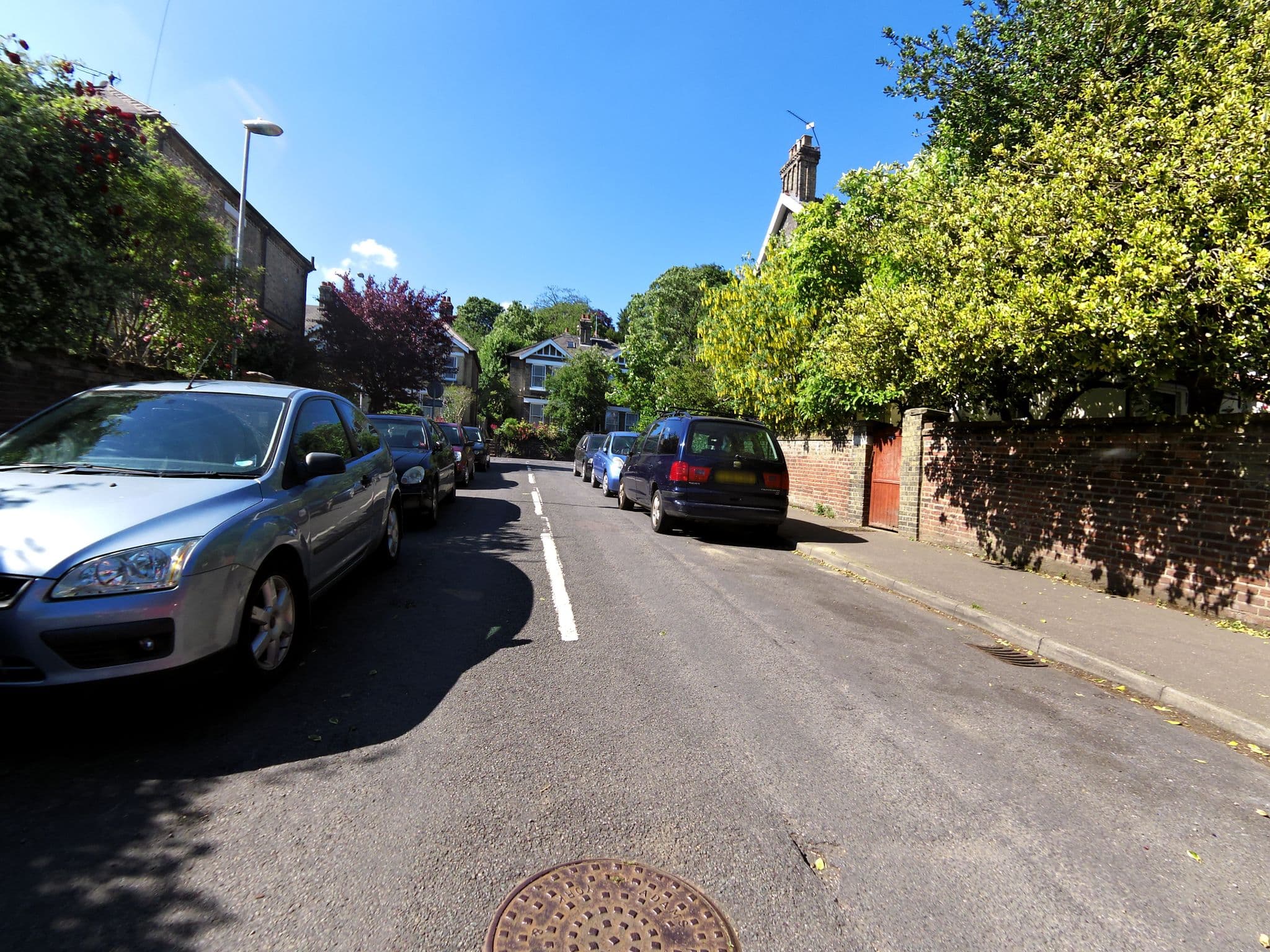 Street view near Cumberland Hotel, Thorpe Hamlet — © smsm1 (CC BY-SA · Mapillary)