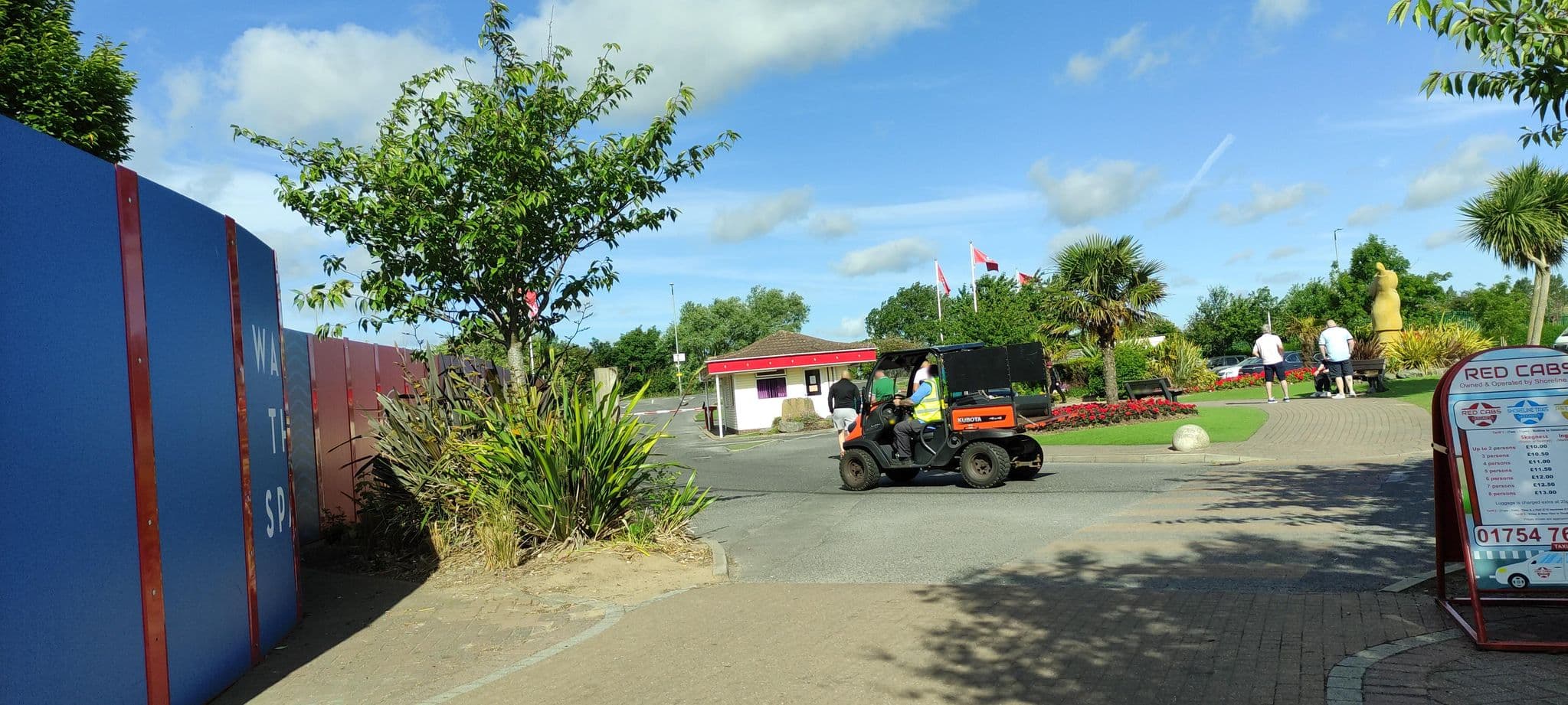 Street view near Butlin's, Ingoldmells — © jethro10 (CC BY-SA · Mapillary)