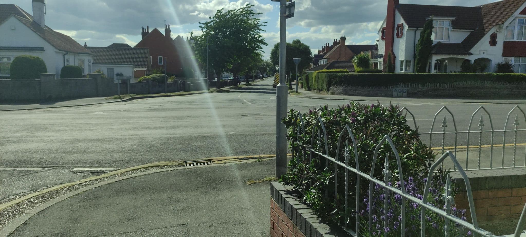 Street view near Ivydene Hotel, Skegness — © jethro10 (CC BY-SA · Mapillary)