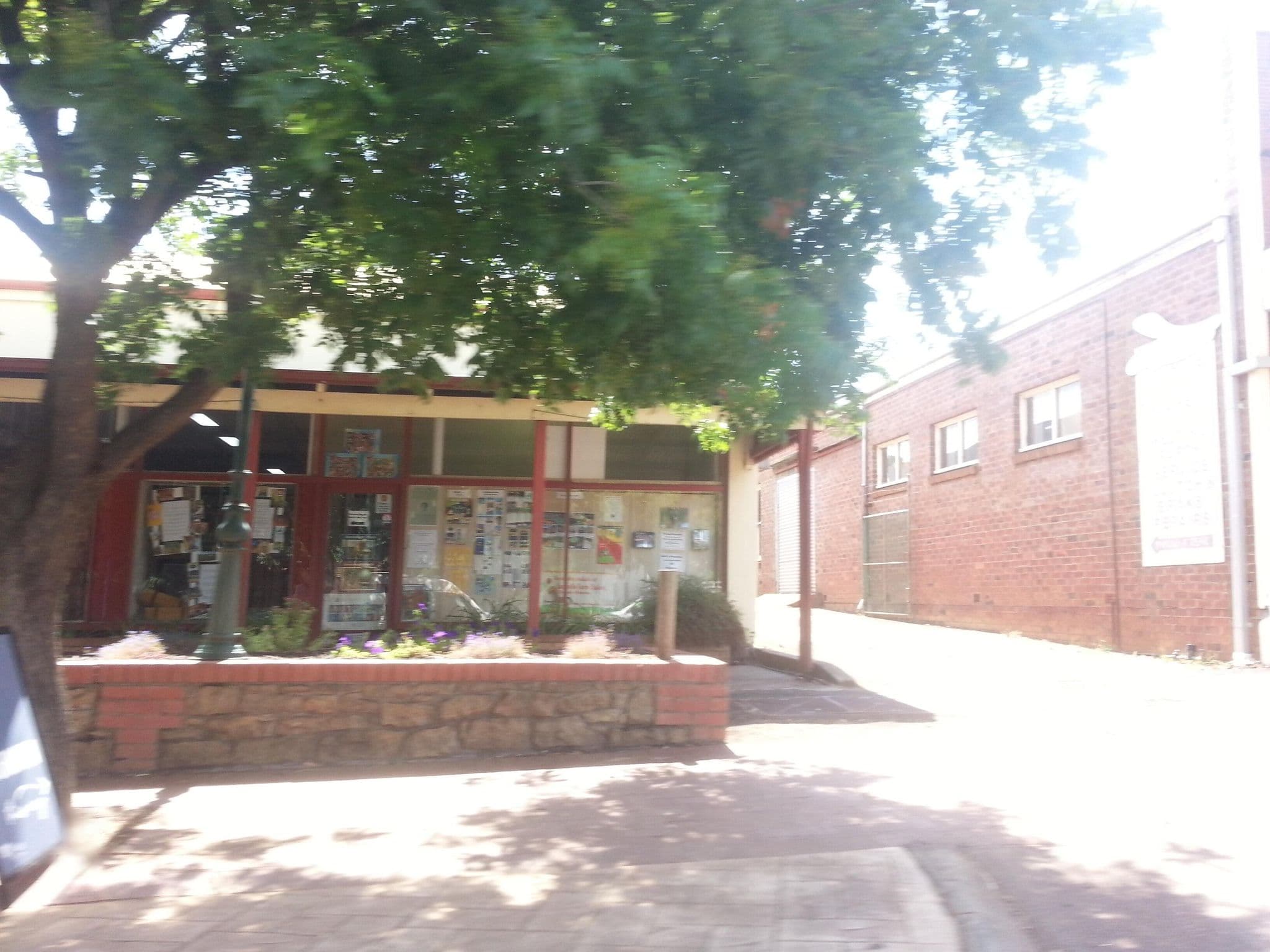 Street view near Glenlynn Cottages, Bridgetown — © bob3bob3 (CC BY-SA · Mapillary)
