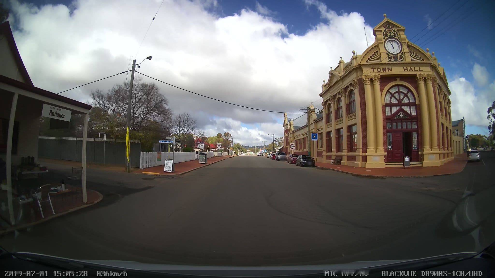 Street view near Spooky Hall Suites on Avon, York — © bob3bob3 (CC BY-SA · Mapillary)