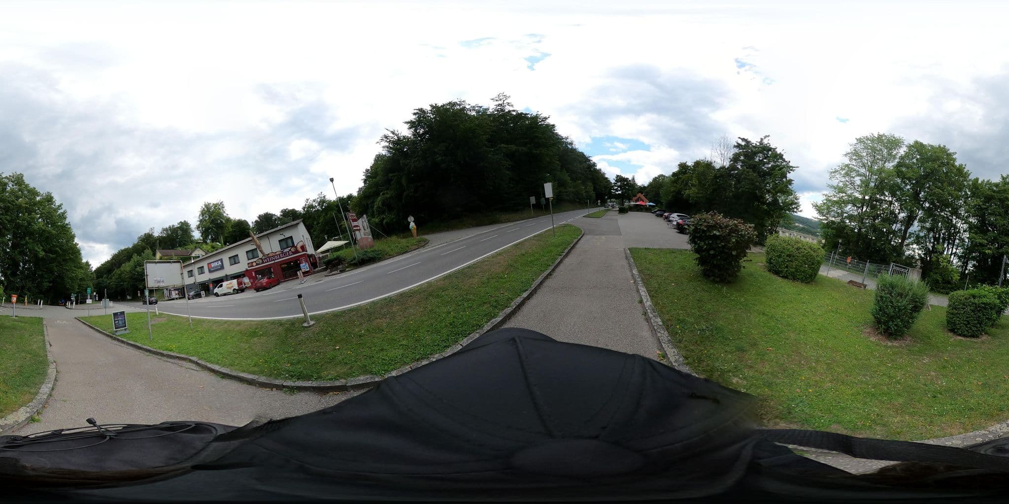 Street view near Weinberger - Wohnen beim Bäcker, Persenbeug — © OidaHeast (CC BY-SA · Mapillary)