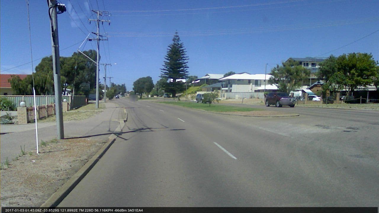 Street view near Ocean Beach Holiday Units, Esperance — © bob3bob3 (CC BY-SA · Mapillary)