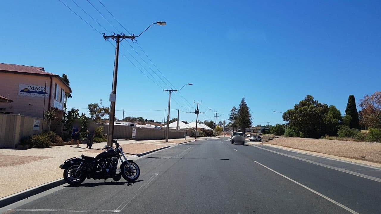 Street view near The Mac's Beachfront Villas, Wallaroo — © didz (CC BY-SA · Mapillary)