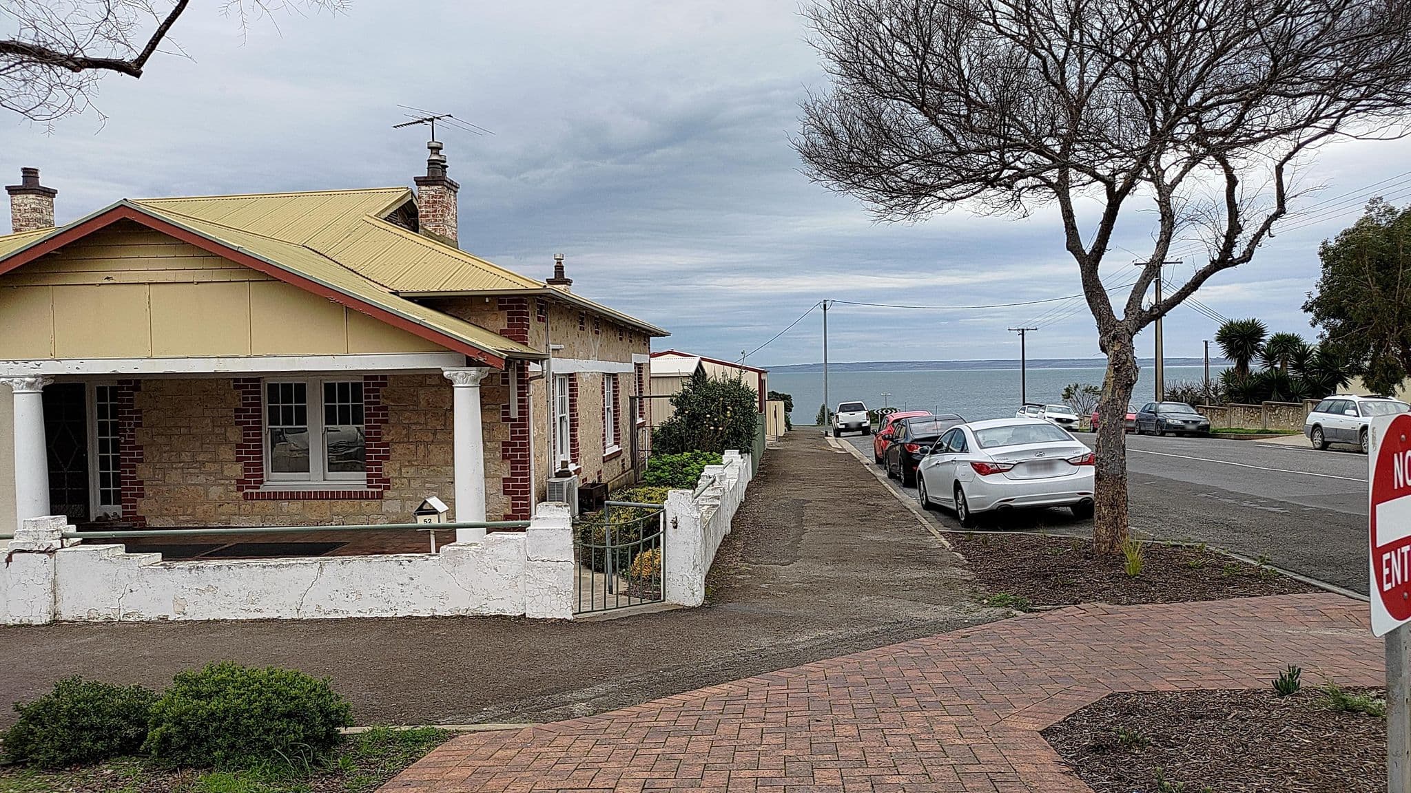 Street view near Kangaroo Island Freight Services, Kingscote — © aceini (CC BY-SA · Mapillary)