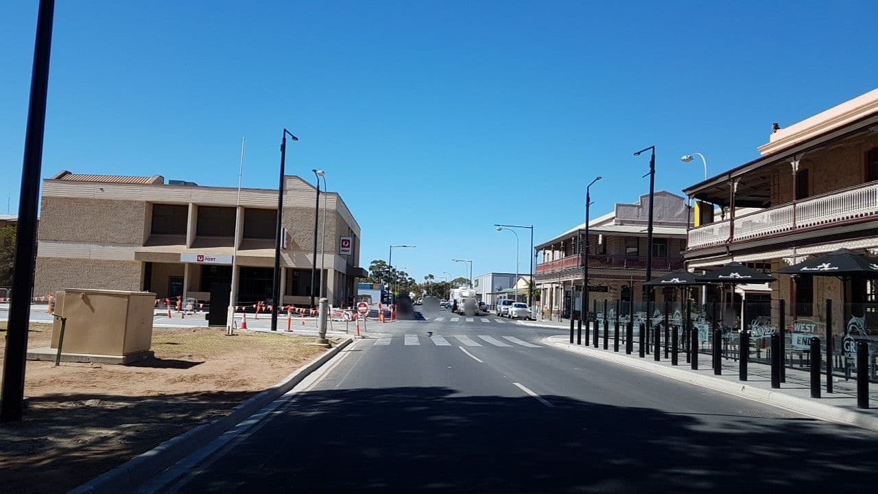 Street view near Royal Exchange Hotel, Kadina — © didz (CC BY-SA · Mapillary)