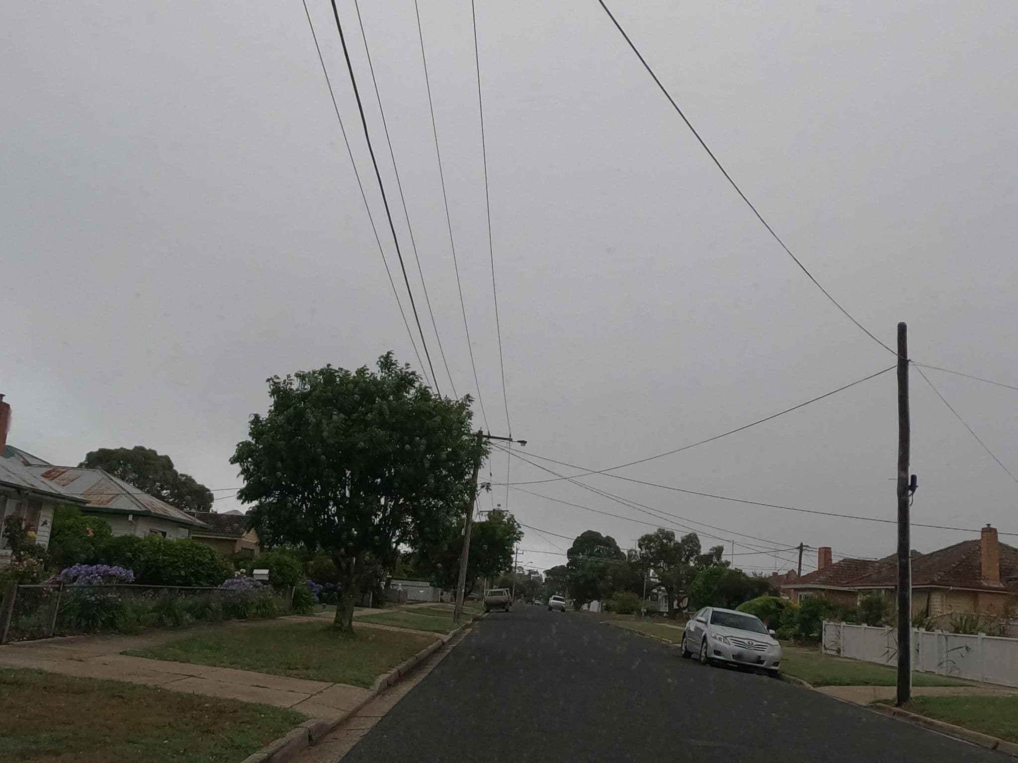 Street view near Victory House, Lake Gardens — © r33za (CC BY-SA · Mapillary)