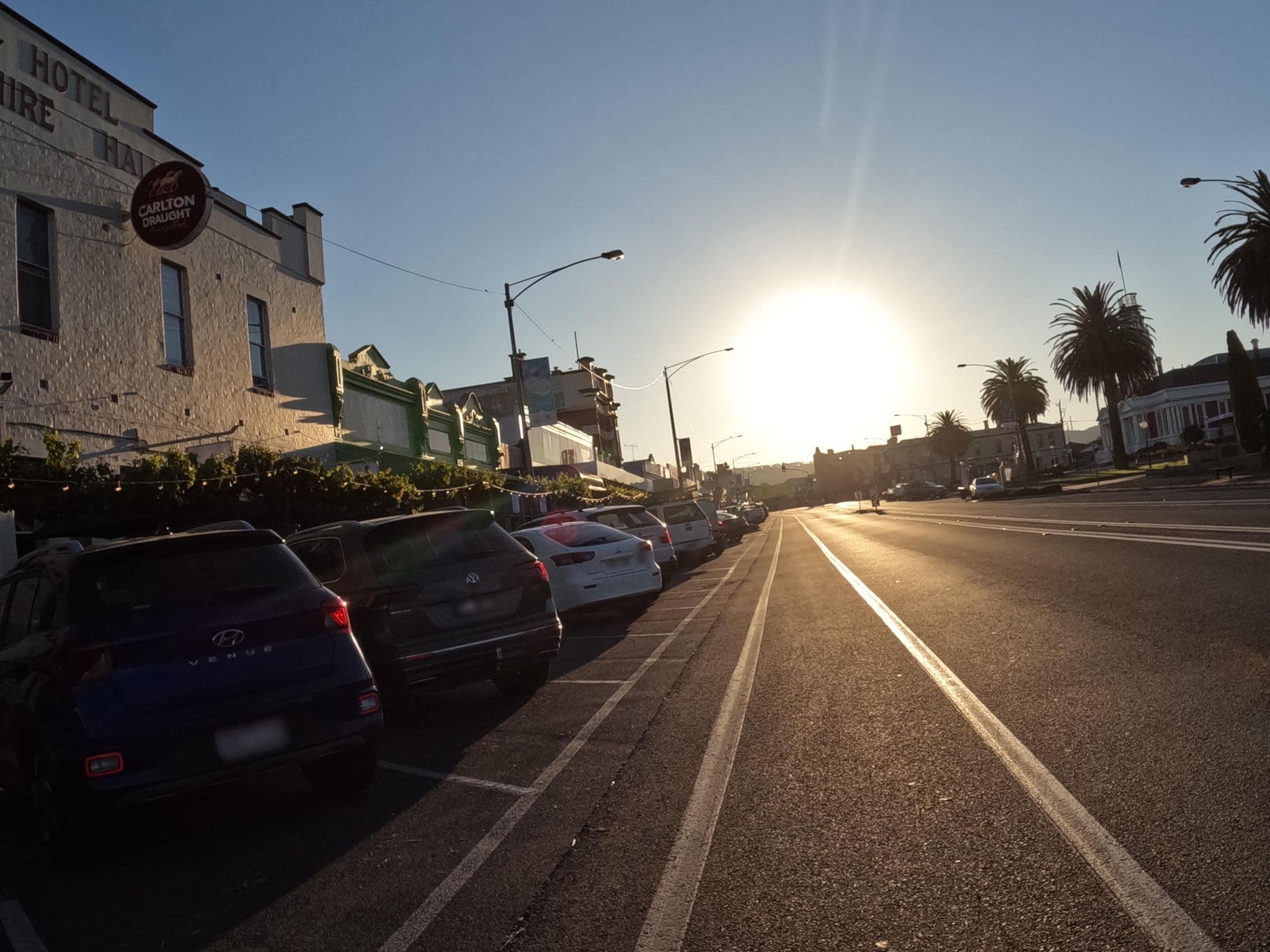 Street view near Shire Hall Hotel, Ararat — © skillsy (CC BY-SA · Mapillary)