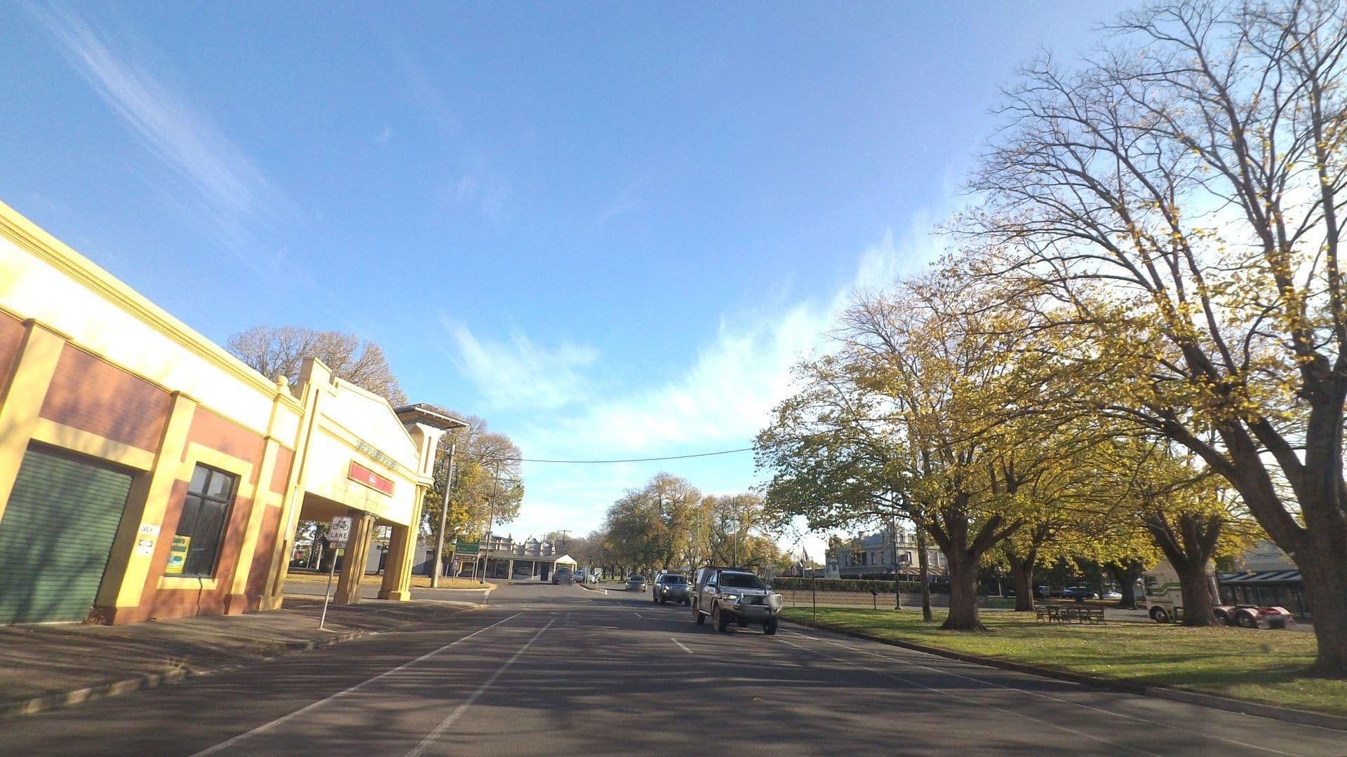 Street view near Commercial Hotel Camperdown, Cobden — © mander (CC BY-SA · Mapillary)