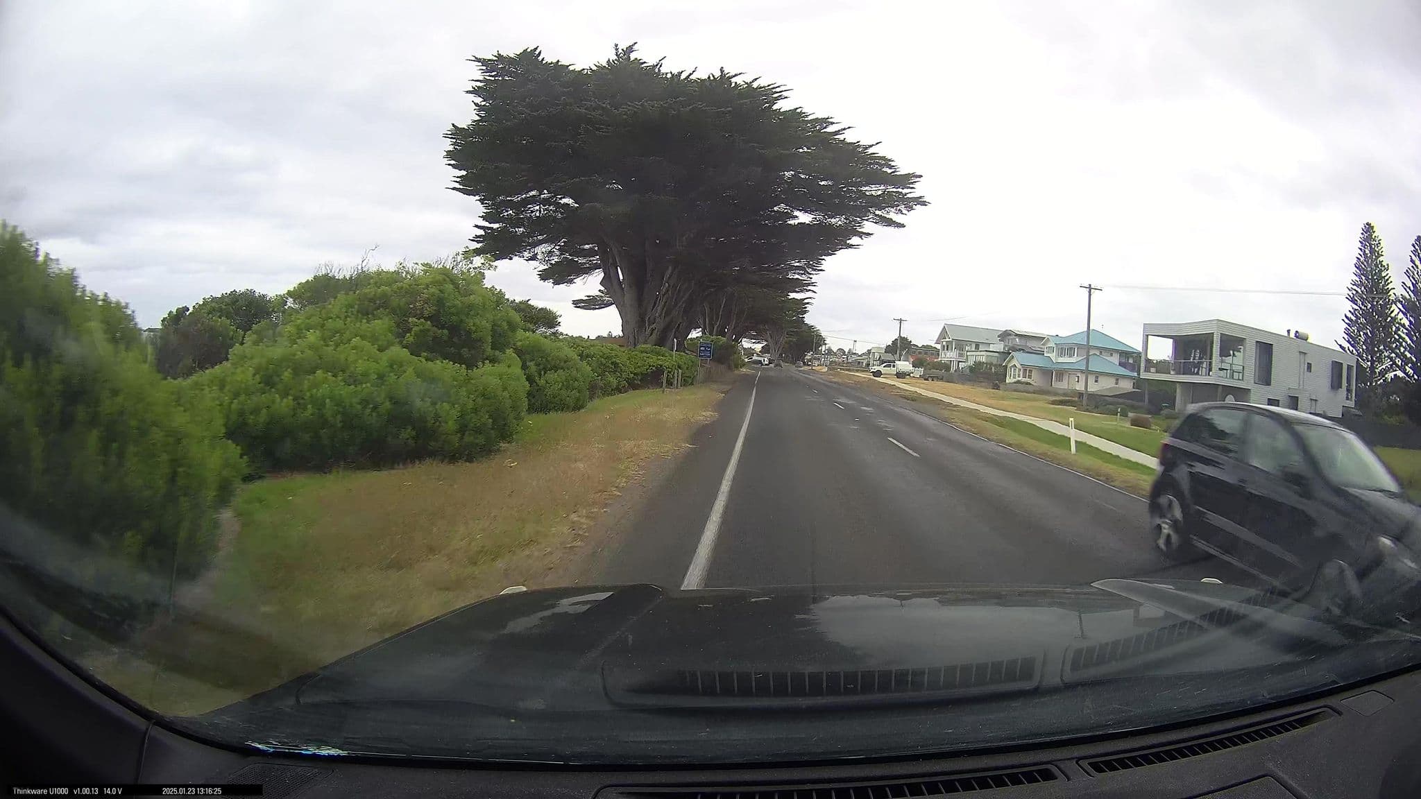 Street view near Bayside Gardens, Apollo Bay — © maxim752 (CC BY-SA · Mapillary)