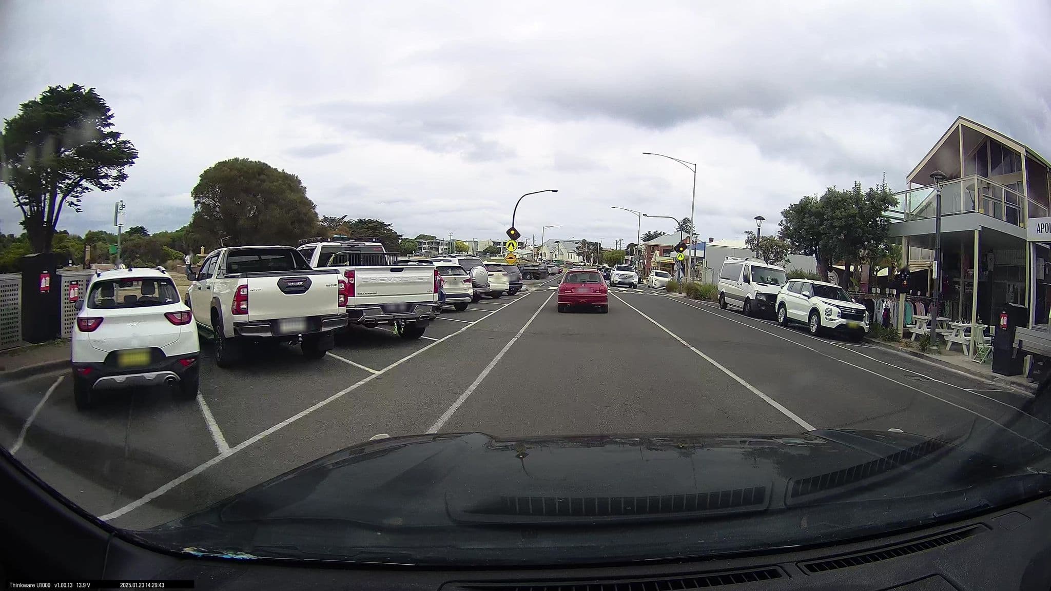 Street view near Skenes Creek Lodge Motel and Restaurant, Apollo Bay — © maxim752 (CC BY-SA · Mapillary)