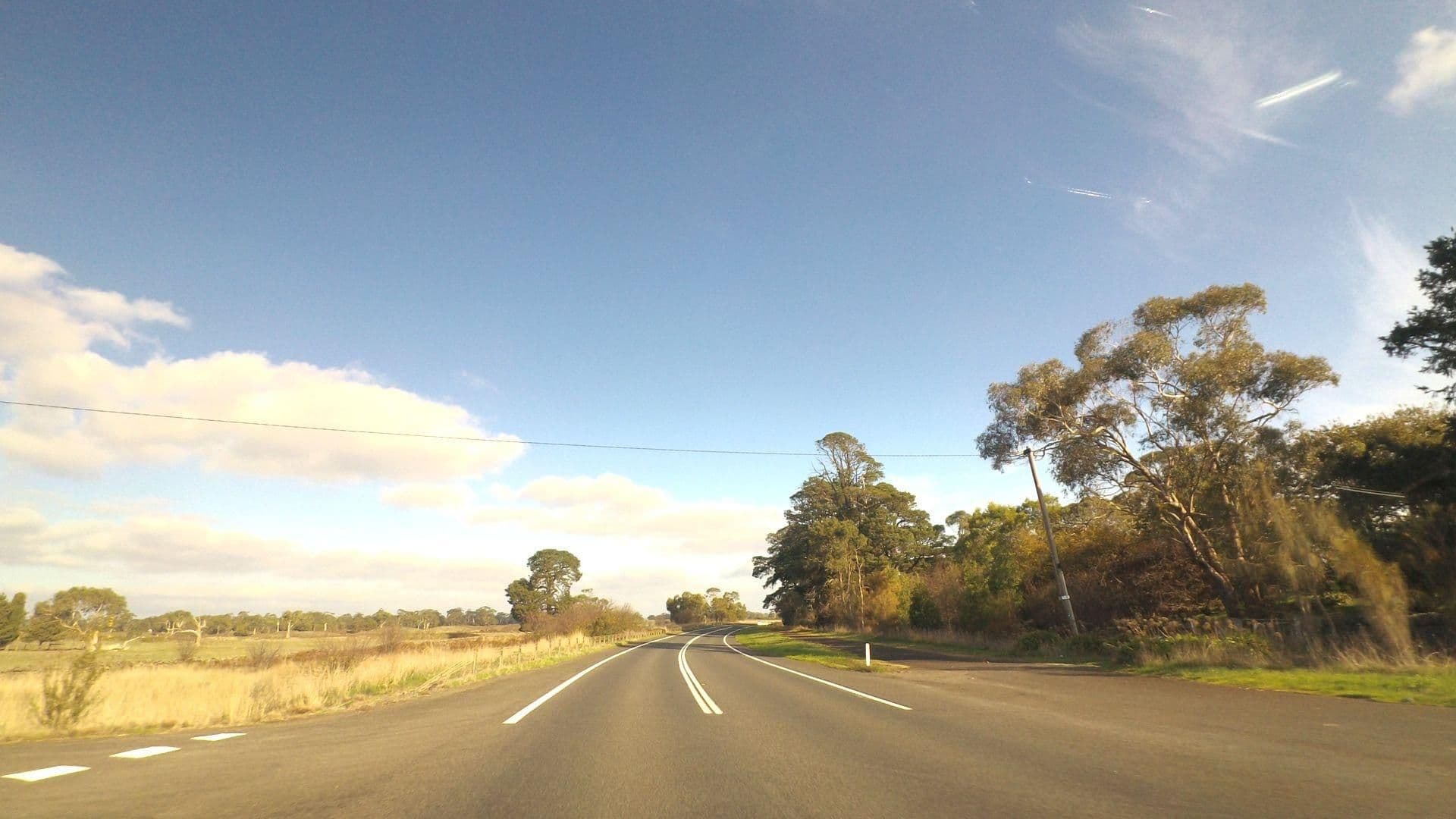 Street view near Country Bed and Breakfast, Cobden — © mander (CC BY-SA · Mapillary)