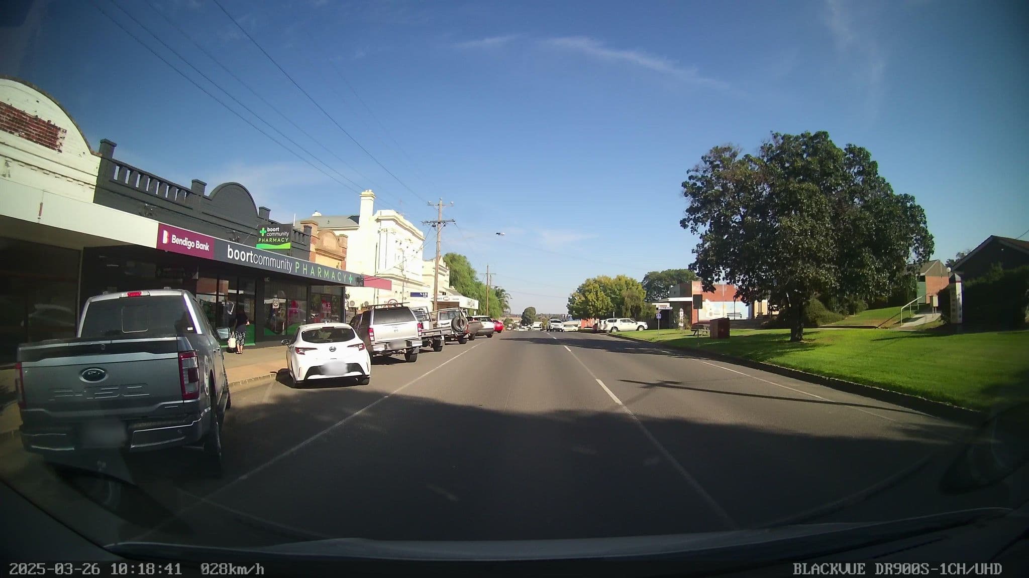 Street view near Commercial Hotel, Boort, Charlton — © bob3bob3 (CC BY-SA · Mapillary)