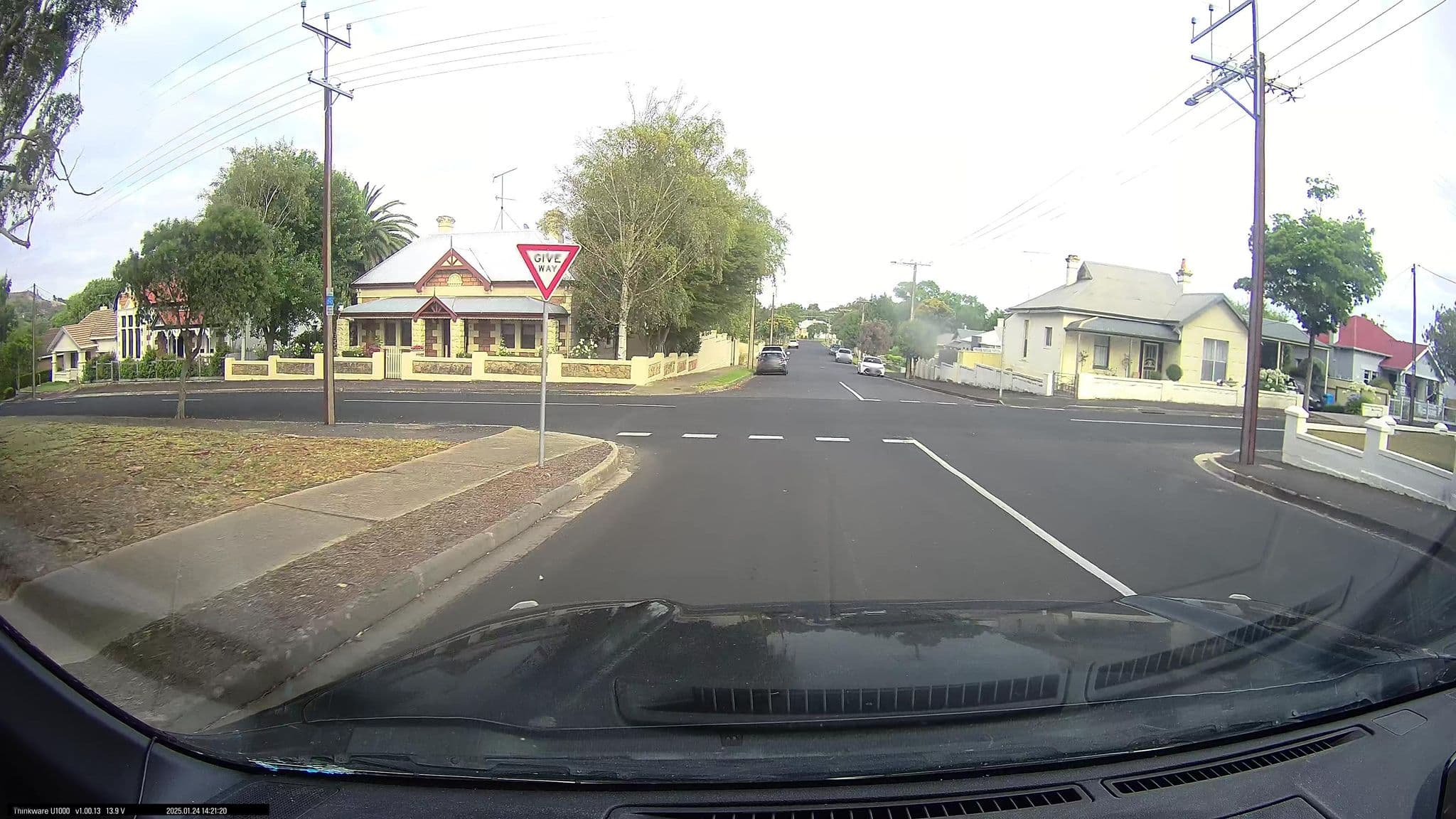 Street view near Away at Victoria Villa, Mount Gambier — © maxim752 (CC BY-SA · Mapillary)