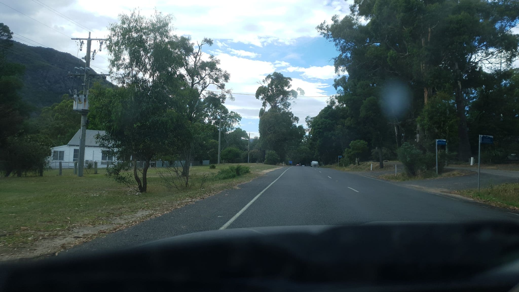 Street view near Sundial Holiday Apartments, Stawell — © tonyf1 (CC BY-SA · Mapillary)