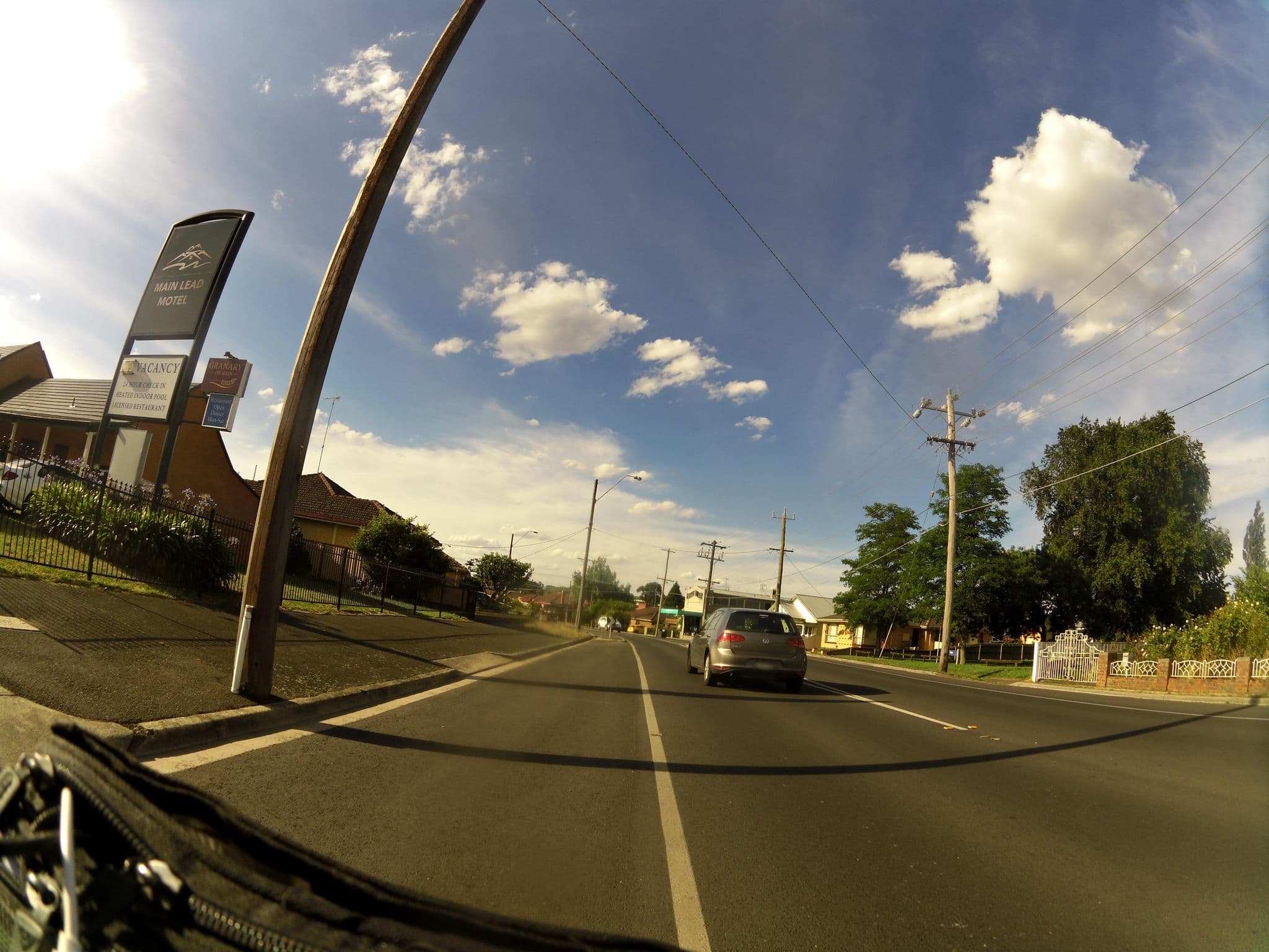Street view near Comfort Inn, Golden Point — © skillsy (CC BY-SA · Mapillary)