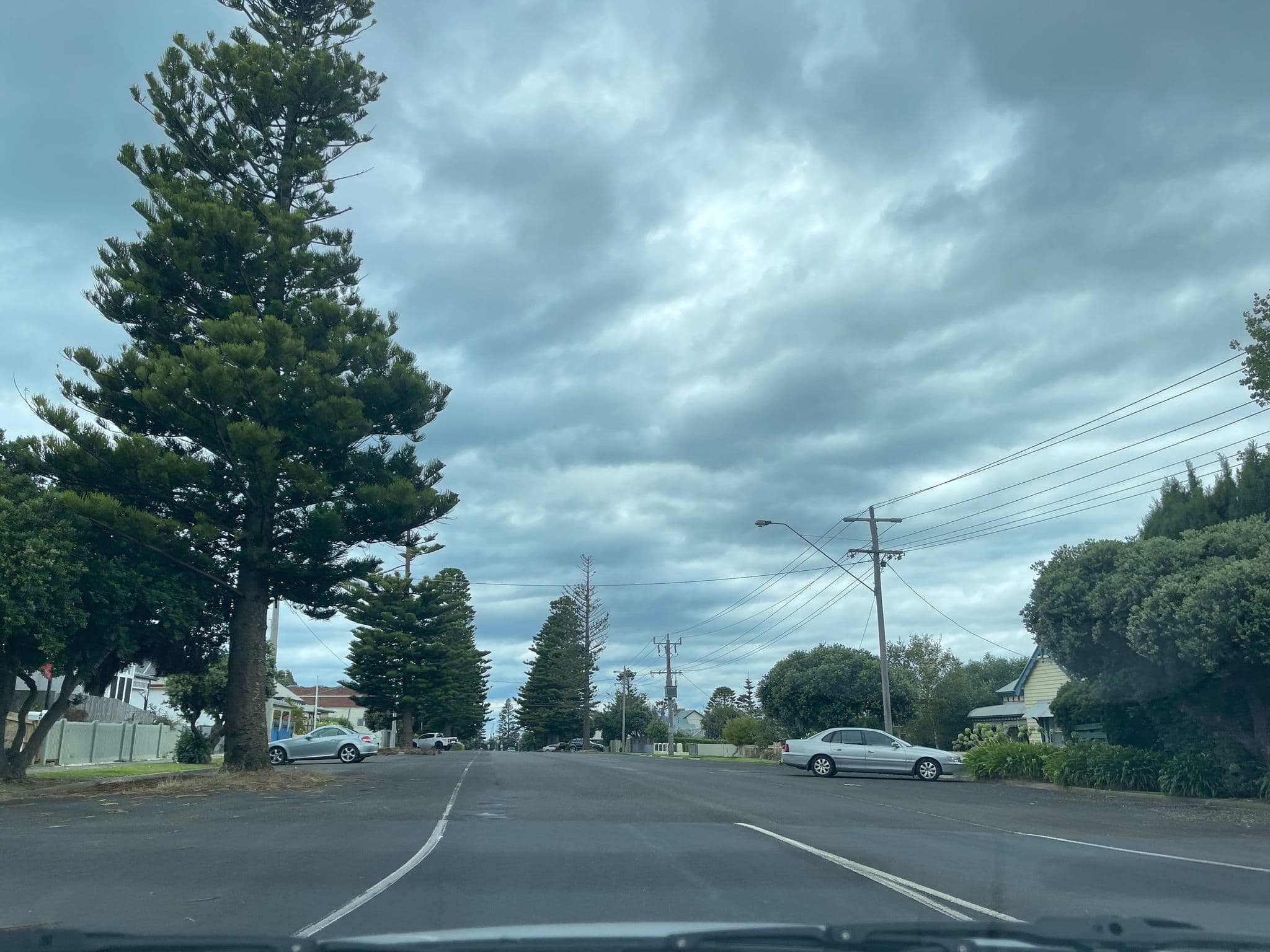 Street view near Lorelei Bed and Breakfast, Portland — © gunzel (CC BY-SA · Mapillary)