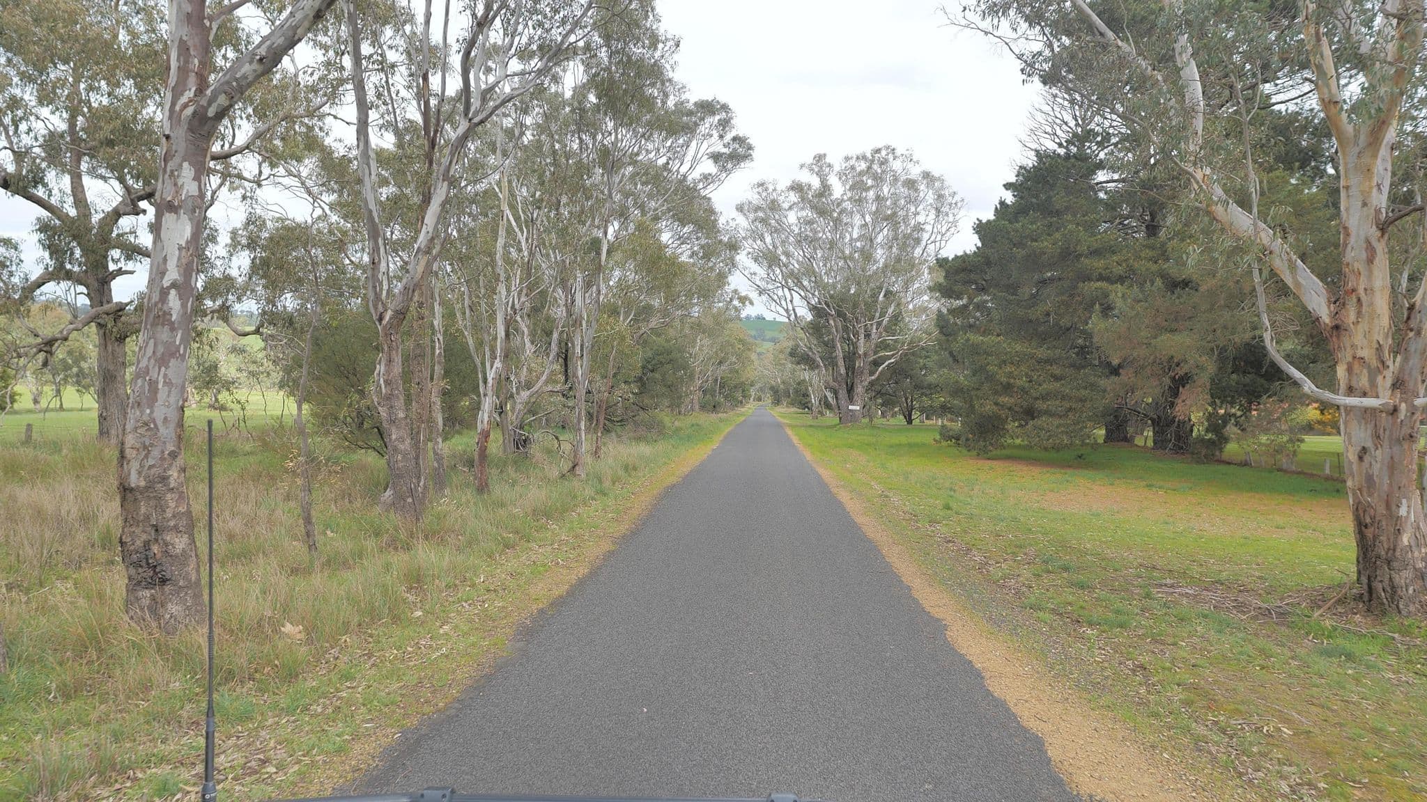 Street view near Glendara Cottage, Casterton — © SGSC_GIS_ADMIN (CC BY-SA · Mapillary)