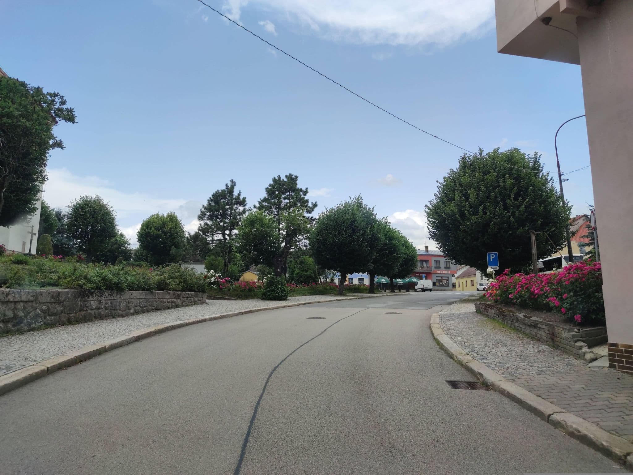 Street view near Gambit, Strmilov — © martinpoljak (CC BY-SA · Mapillary)