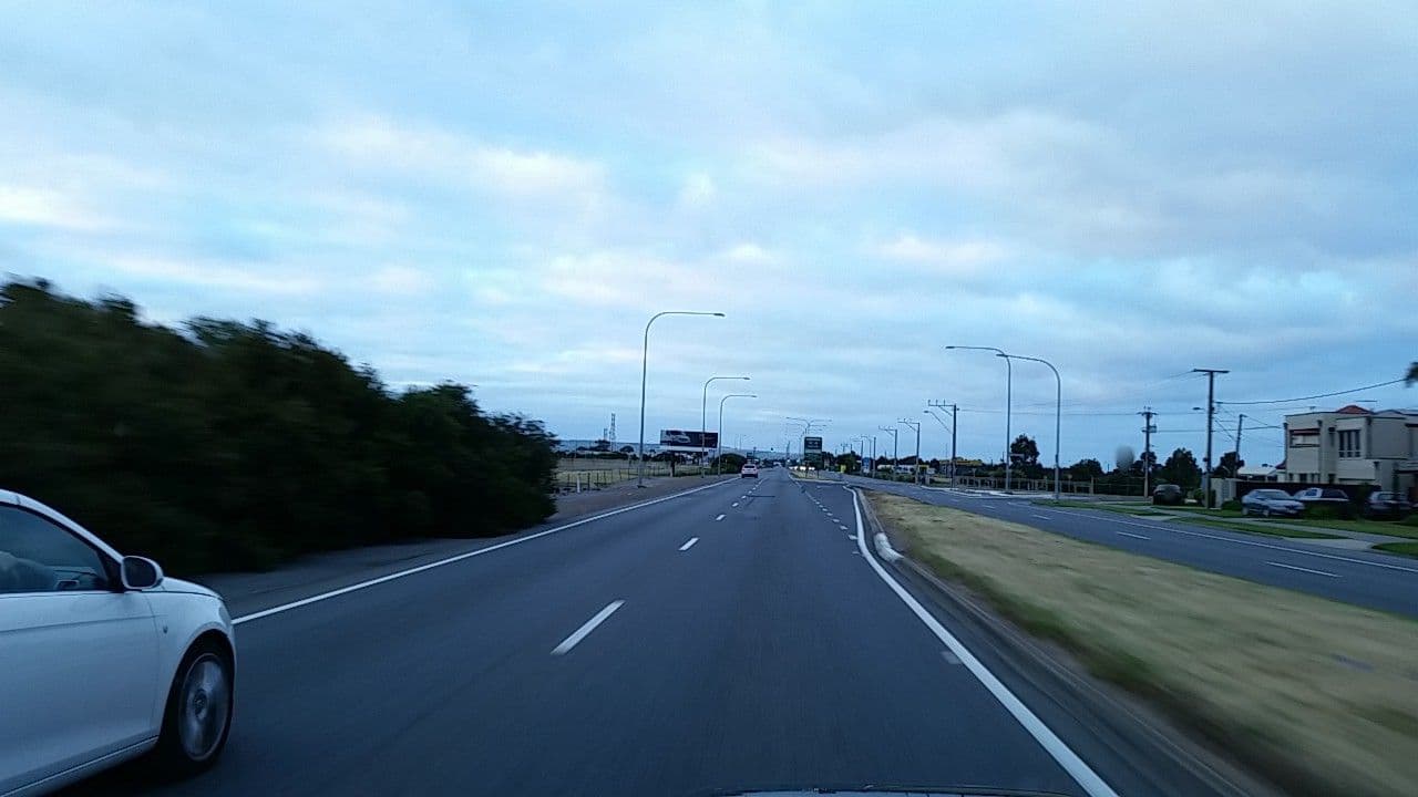 Street view near Comfort Inn Aviators Lodge, West Beach — © didz (CC BY-SA · Mapillary)