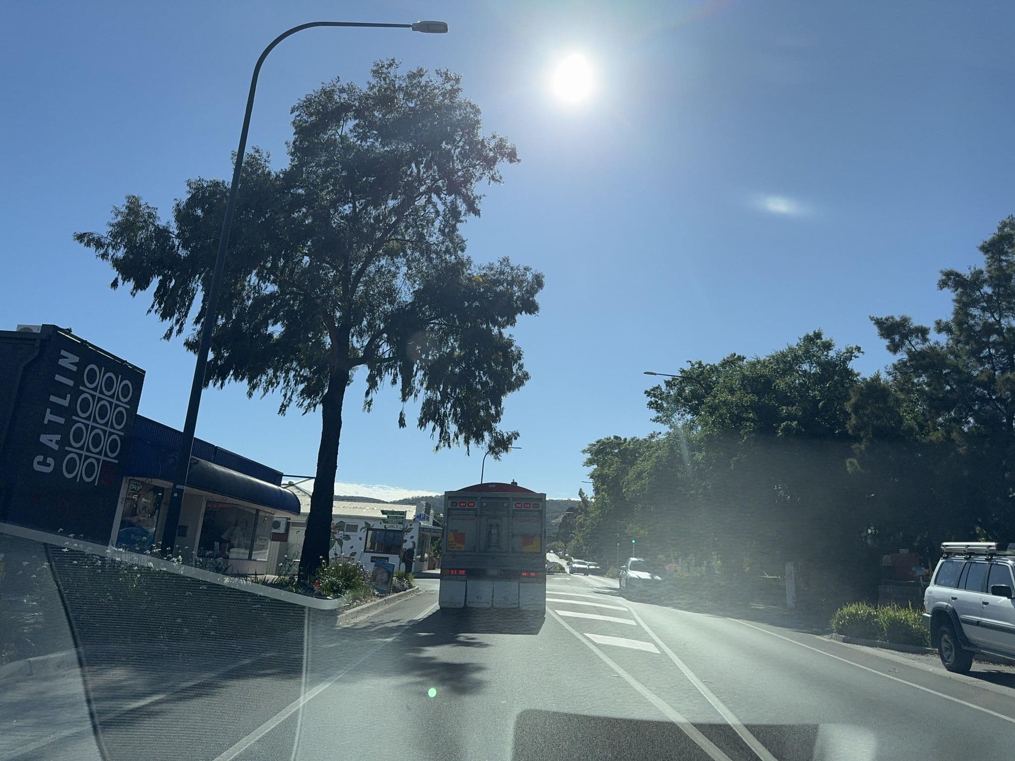Street view near Magill Lodge, Magill — © flakefrost (CC BY-SA · Mapillary)