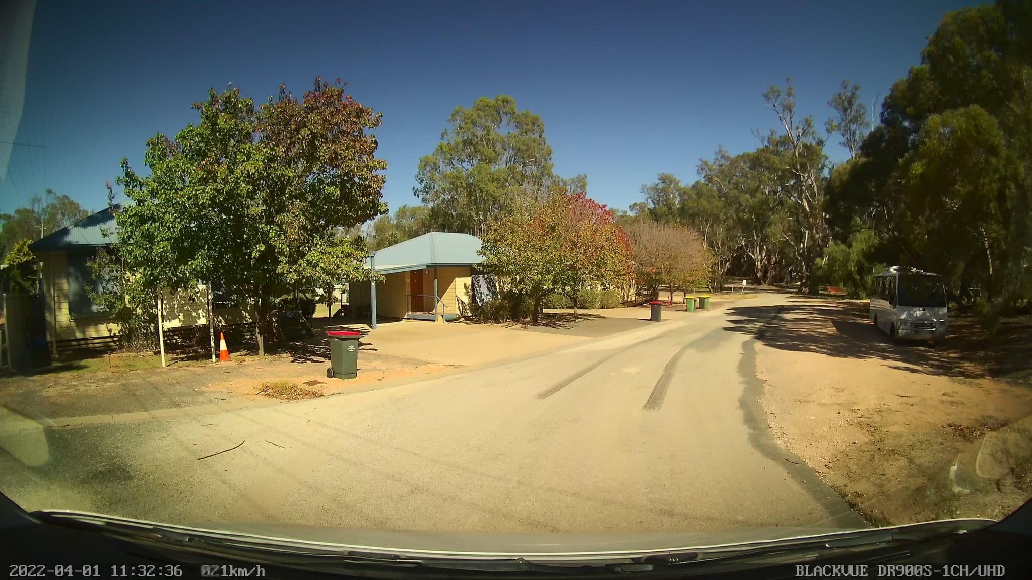 Street view near River Retreat Villas, Swan Hill — © bob3bob3 (CC BY-SA · Mapillary)