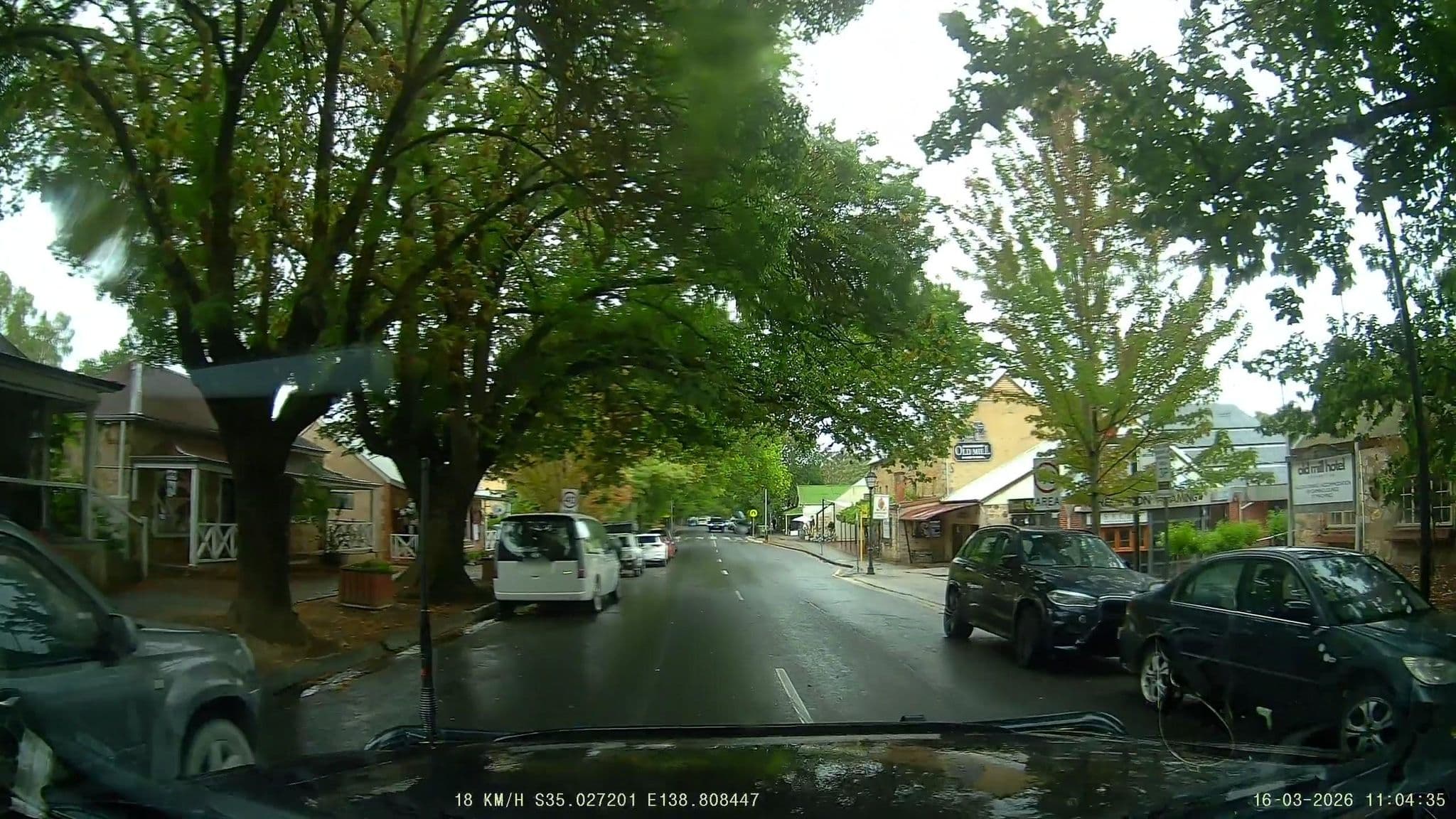 Street view near The Cutlers Cottage, Hahndorf — © fizzie (CC BY-SA · Mapillary)